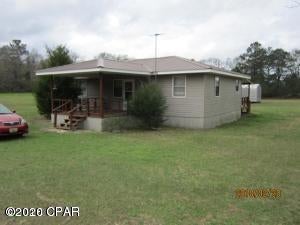Rental out in the country. 3 Bedroom /1 Bath ready for new Tenant. This home has a large yard. There is a metal yard shed that also houses the washer and dryer. Years lease required. No Pets. Application fee of $50.00 required.