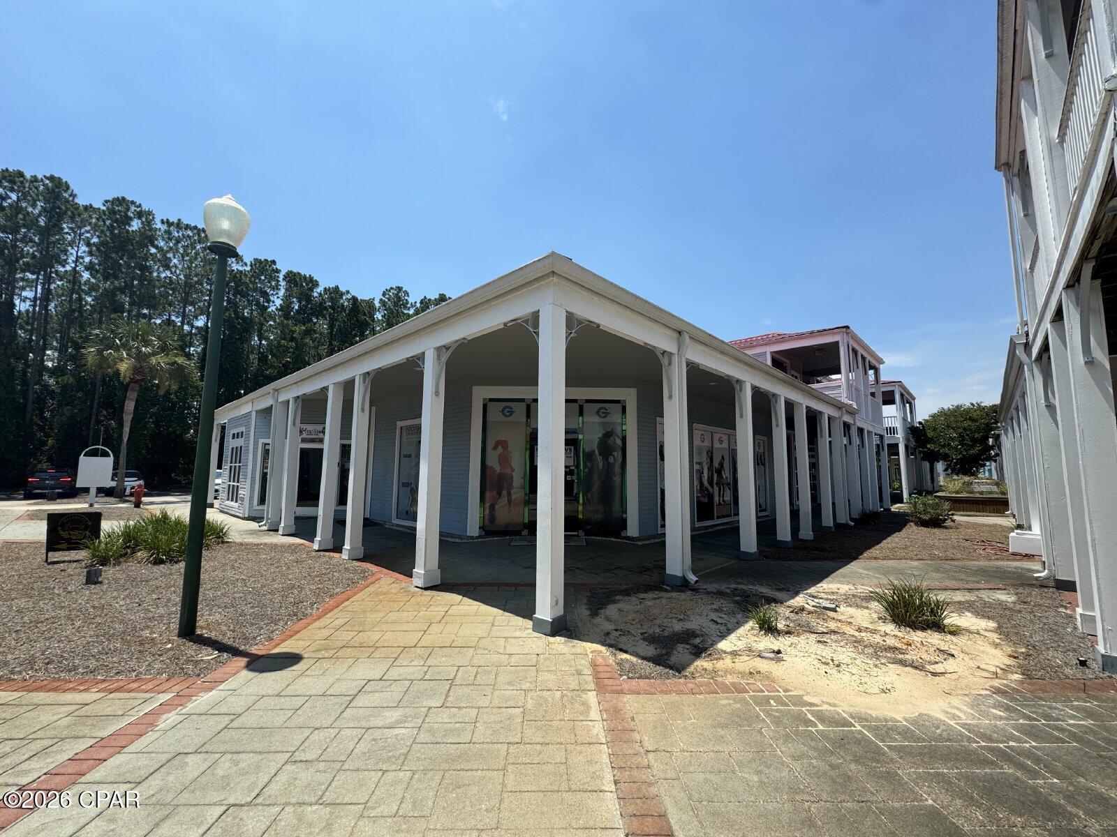 Promenade Shopping Mall - Commercial Lease