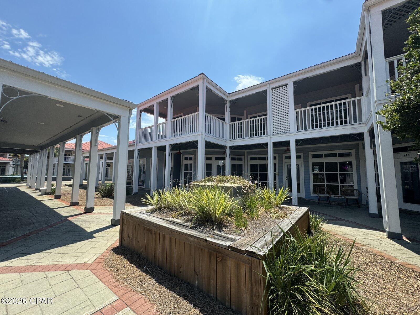 Promenade Shopping Mall - Commercial Lease