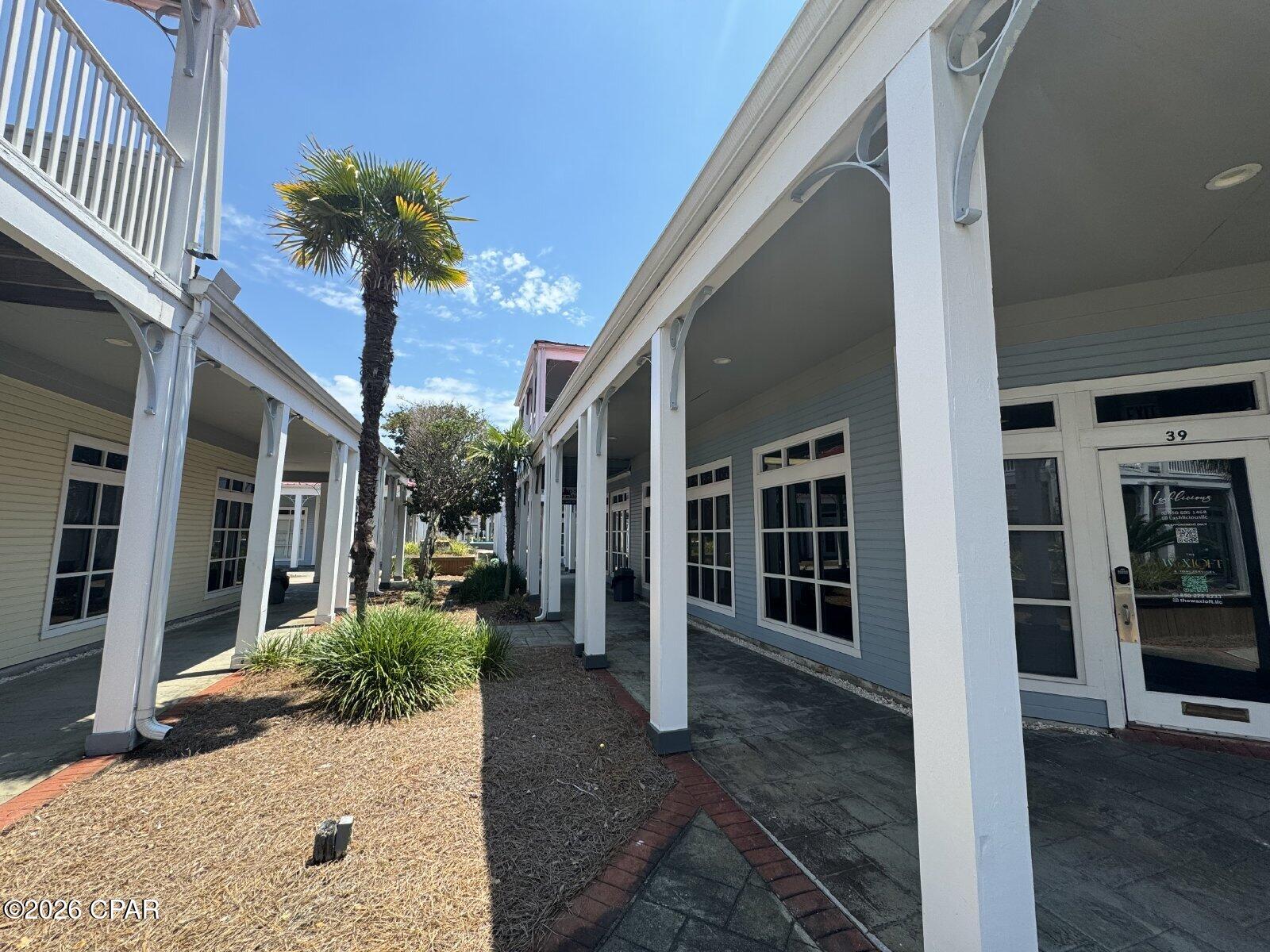 Promenade Shopping Mall - Commercial Lease
