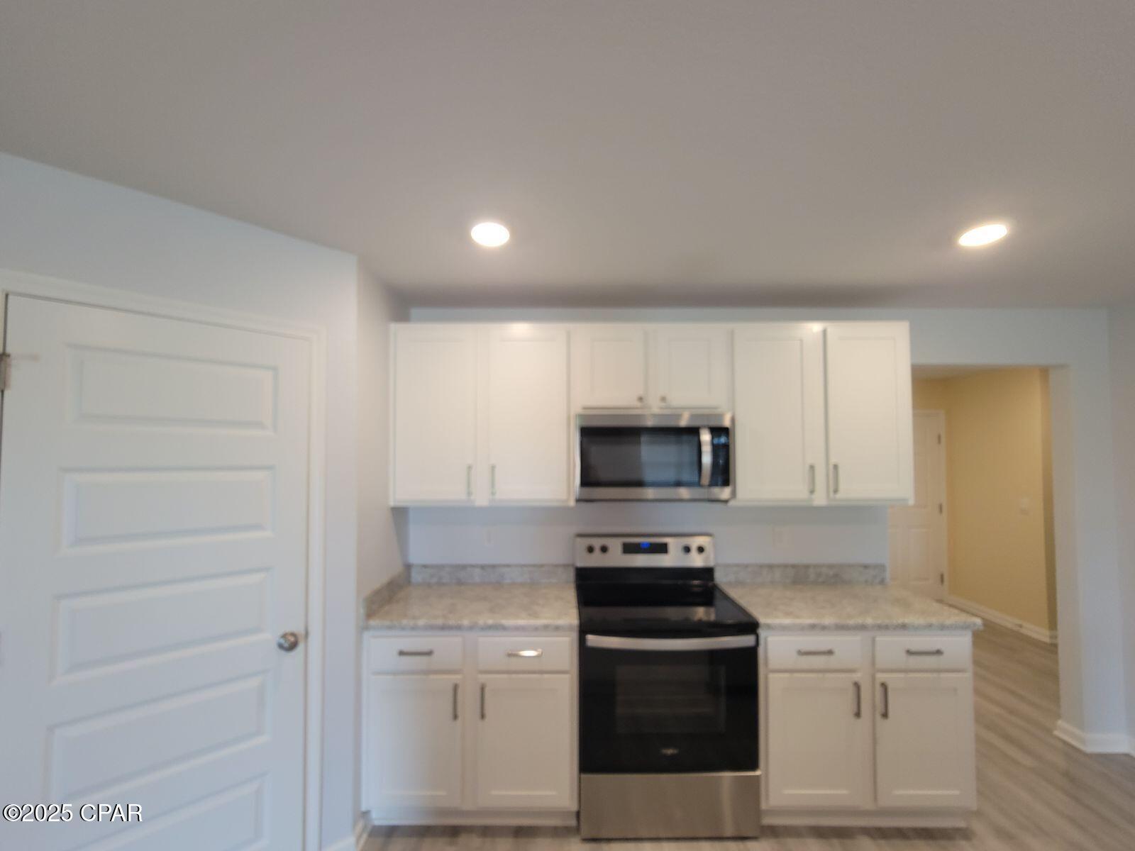 [No Recorded Subdiv] - Residential Lease