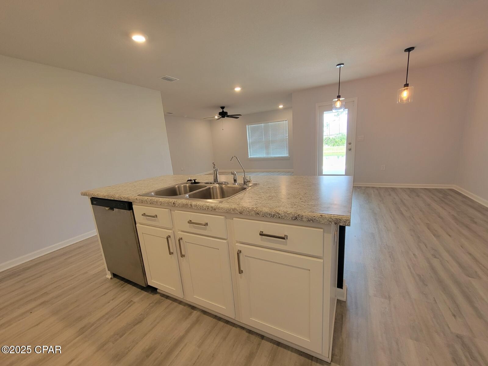 [No Recorded Subdiv] - Residential Lease