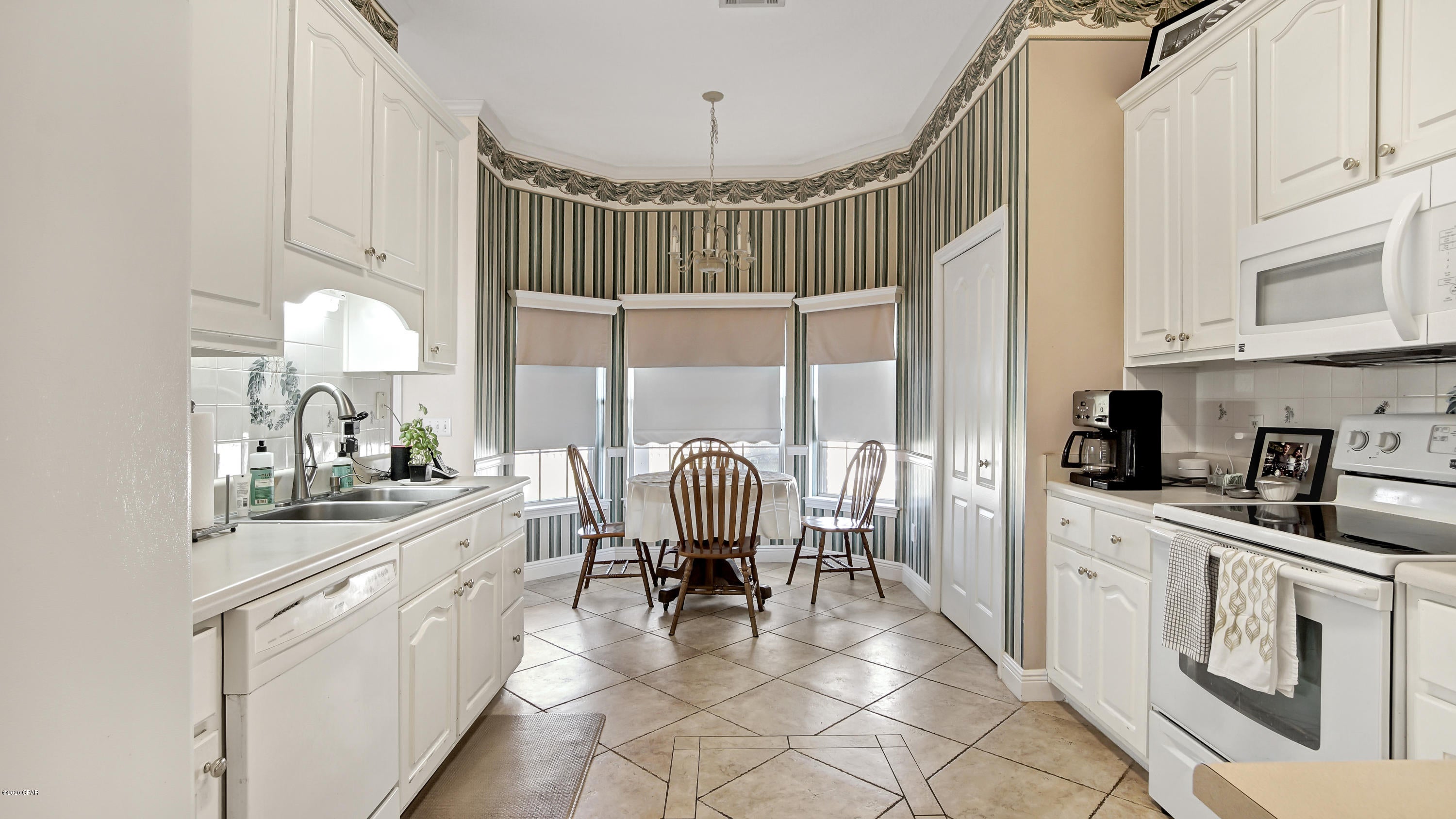 Mowat Highlands Ph VI - Residential