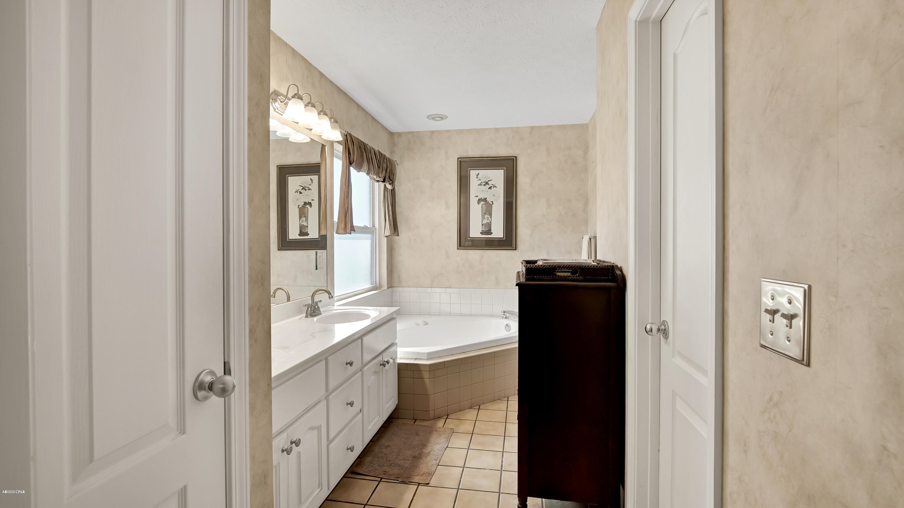 Mowat Highlands Ph VI - Residential