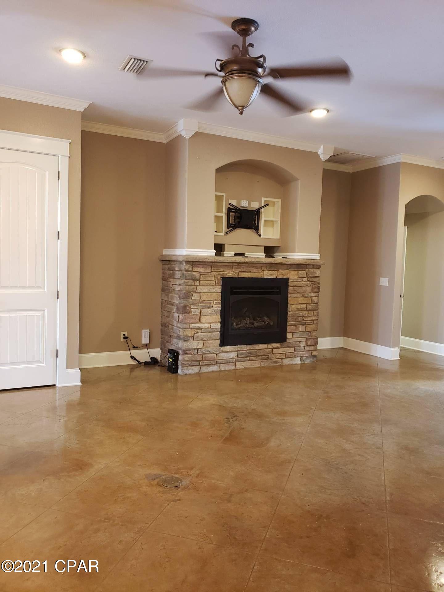 Hawks Landing - Residential Lease