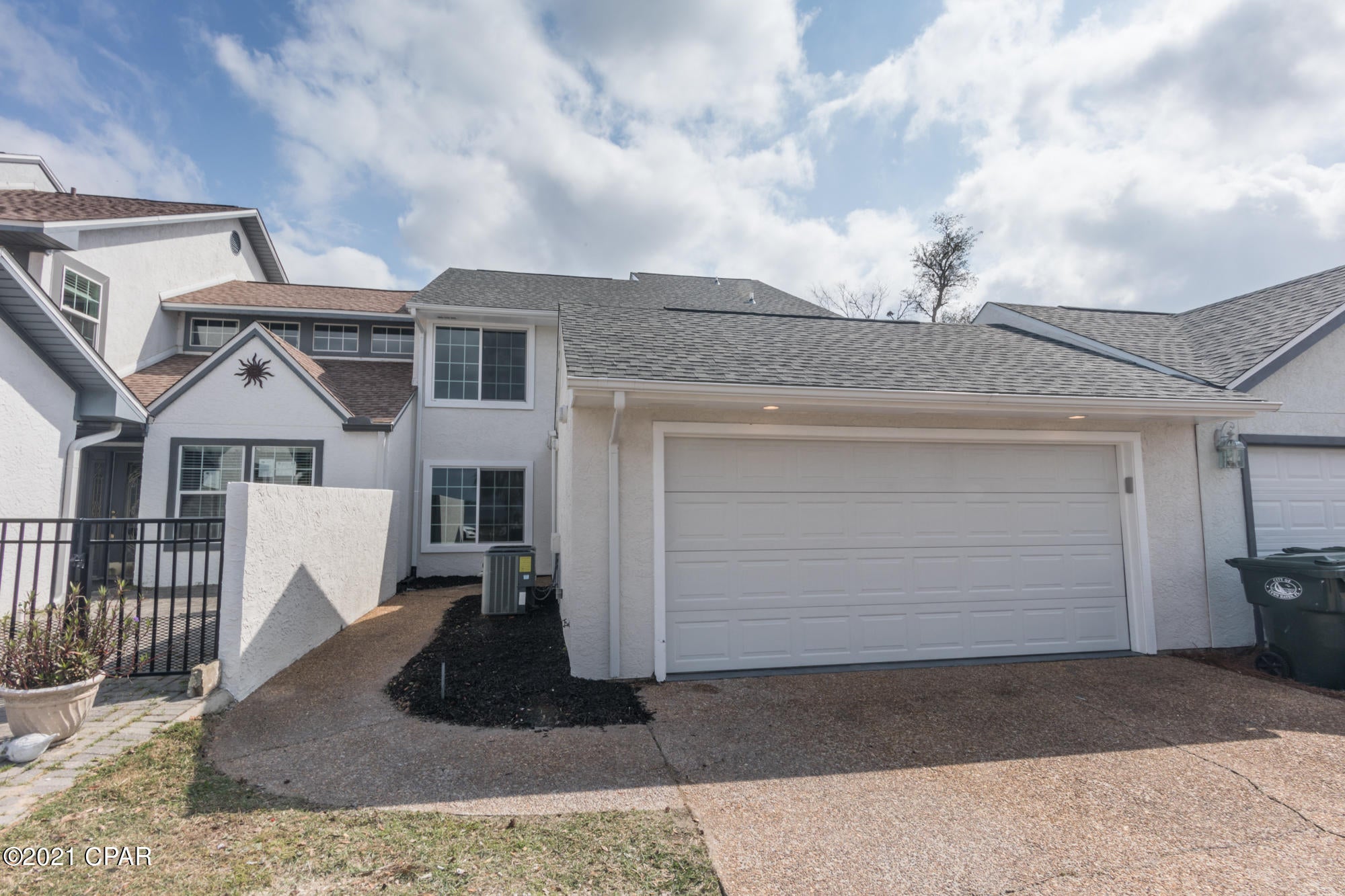 'CURRENTLY UNDER CONTRACT, SELLER ACCEPTING BACKUP OFFERS

Completely updated/renovated Townhome. 2222 Sq. Ft. Heated and cooled.

Bay view in front, golf course in the rear. (6th green). 2 Car oversized garage, w golf cart rm. & Sun Rm. Granite counter tops, marble and tile in  baths, tile floors downstairs with, upstairs carpeted. Mother of Pearl back splash throughout kitchen, separate Laundry Rm. Stainless appliances, Prestigious, upscale, and private area, with Golf Course /

Country Club. New from floors to roof throughout! Two A/C systems, upper & lower. Huge walk-in closets, fireplace, playground area. Located on 6th Green of golf course .All measurements are approx. Buyer to verify if desires.



Video: https://youtu.be/Z-FhiftsK3Q