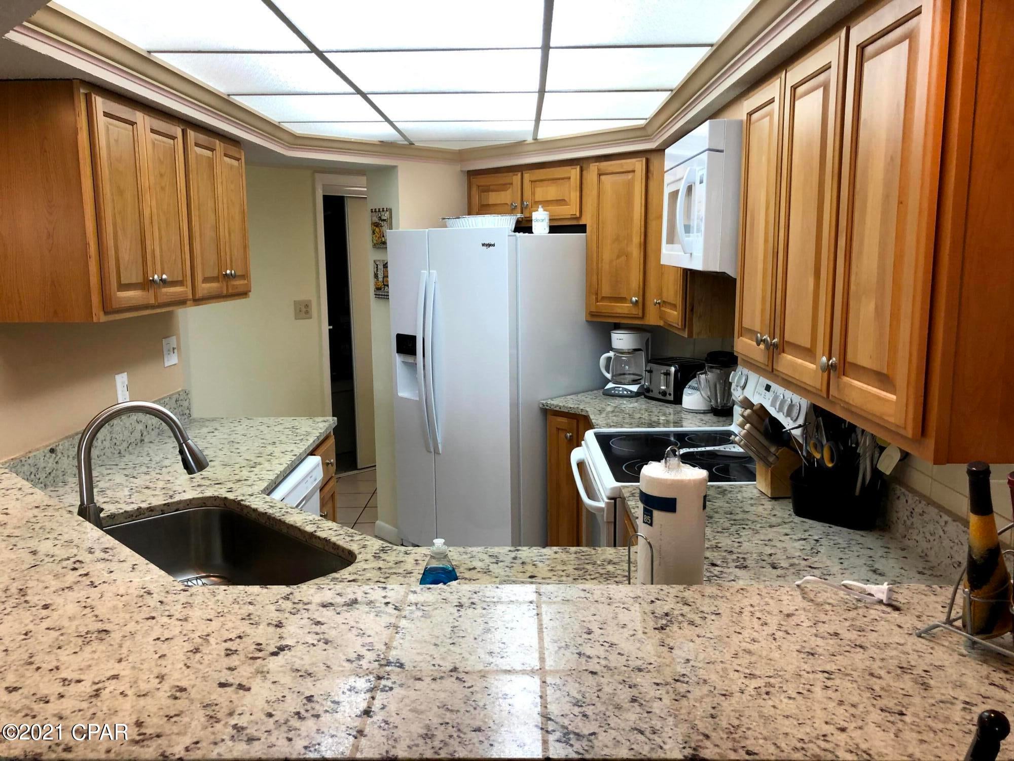 Summerhouse Condo. - Residential