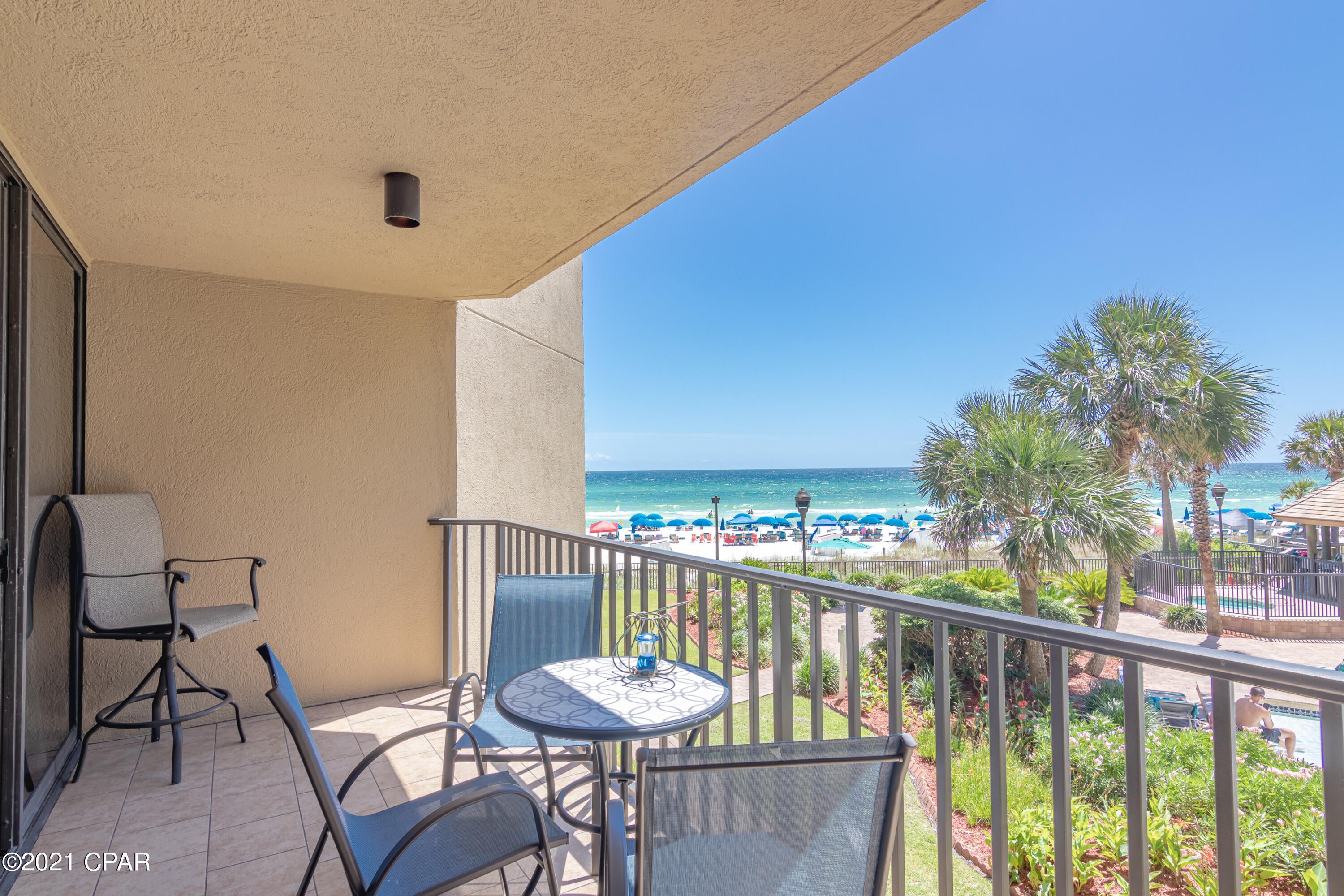 Summerhouse Condo. - Residential