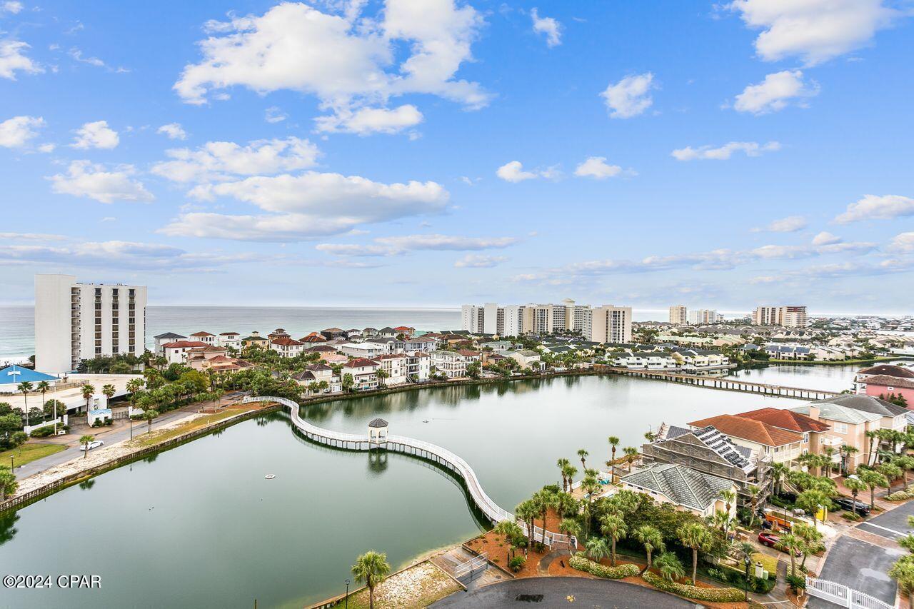 Pelican Beach Resort - Residential