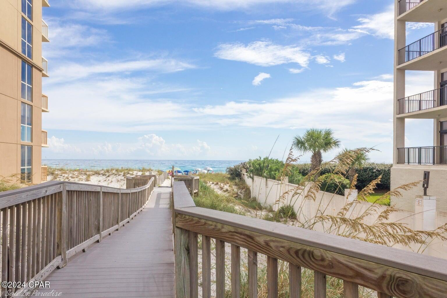 Pelican Beach Resort - Residential