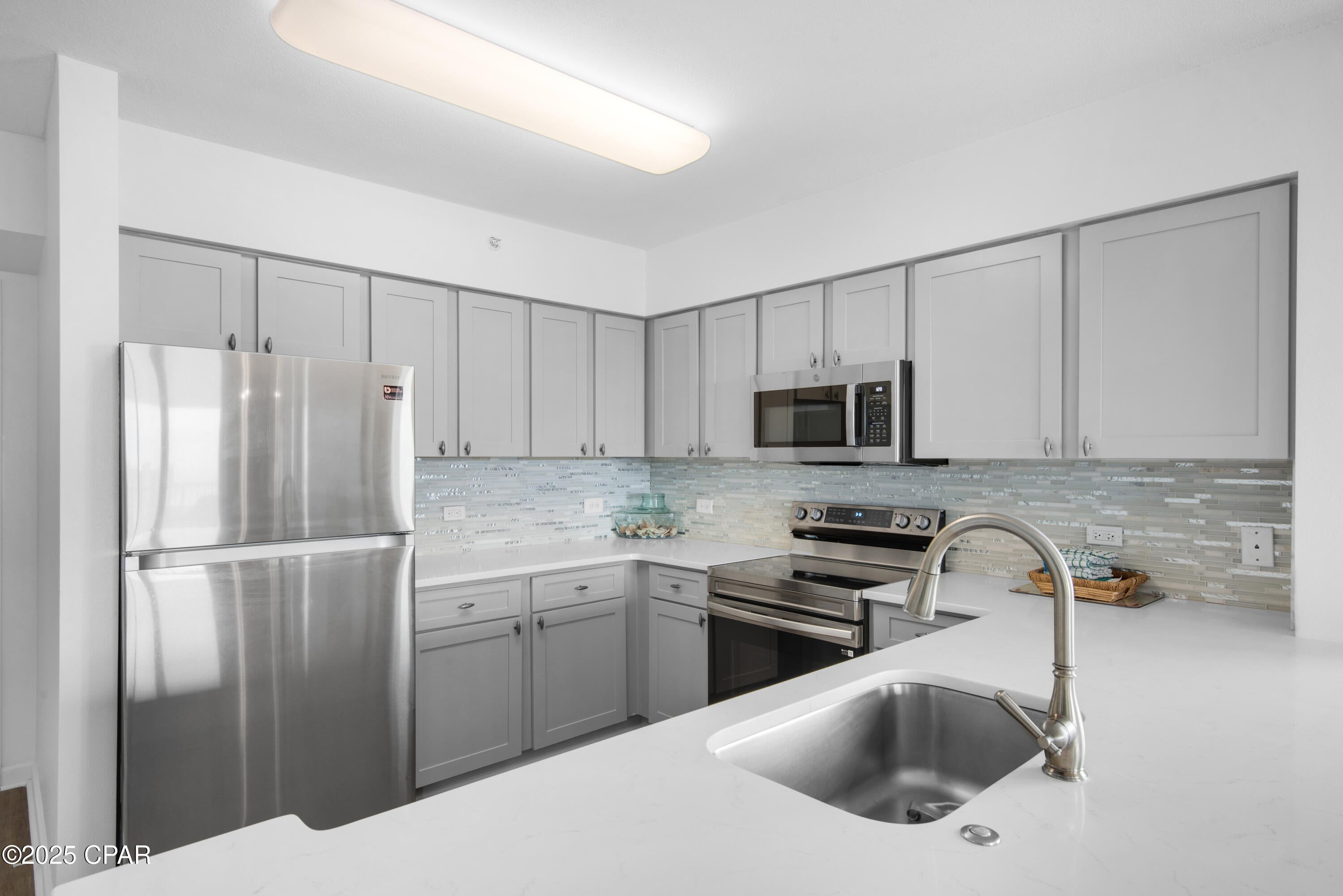 Pelican Beach Resort - Residential
