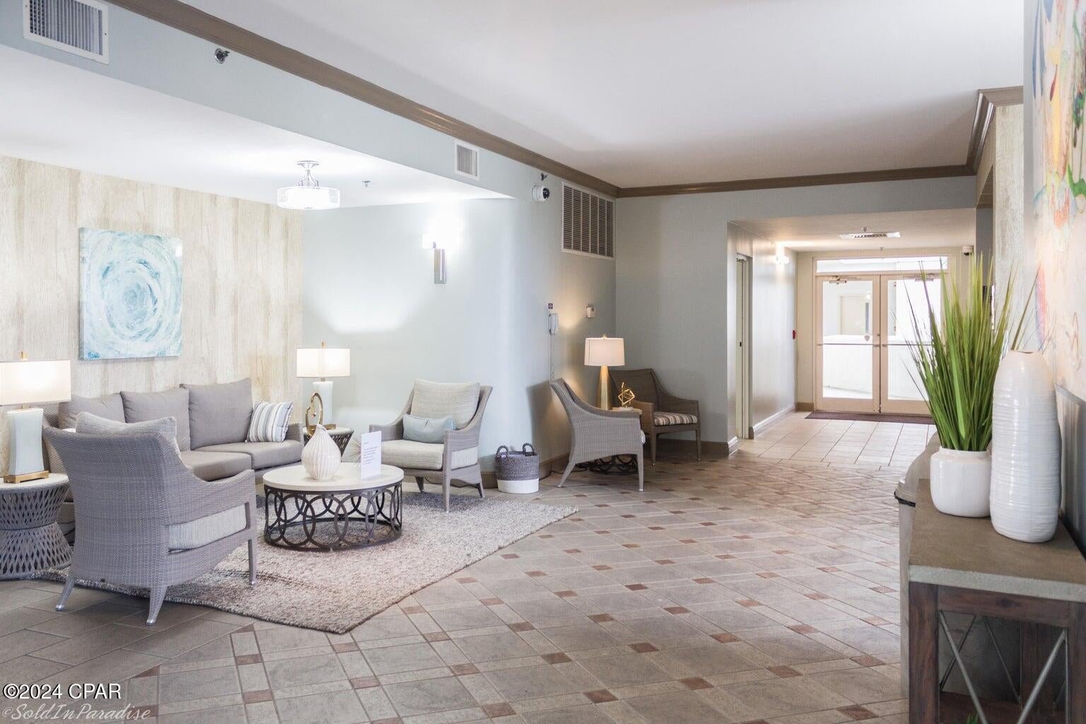Pelican Beach Resort - Residential