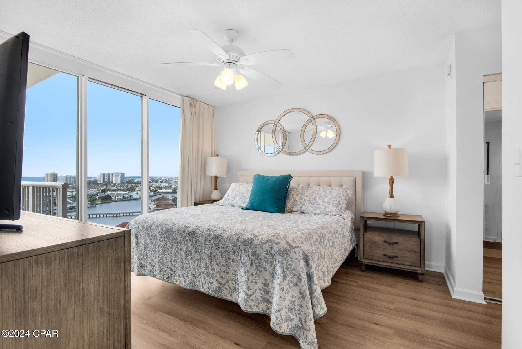Pelican Beach Resort - Residential