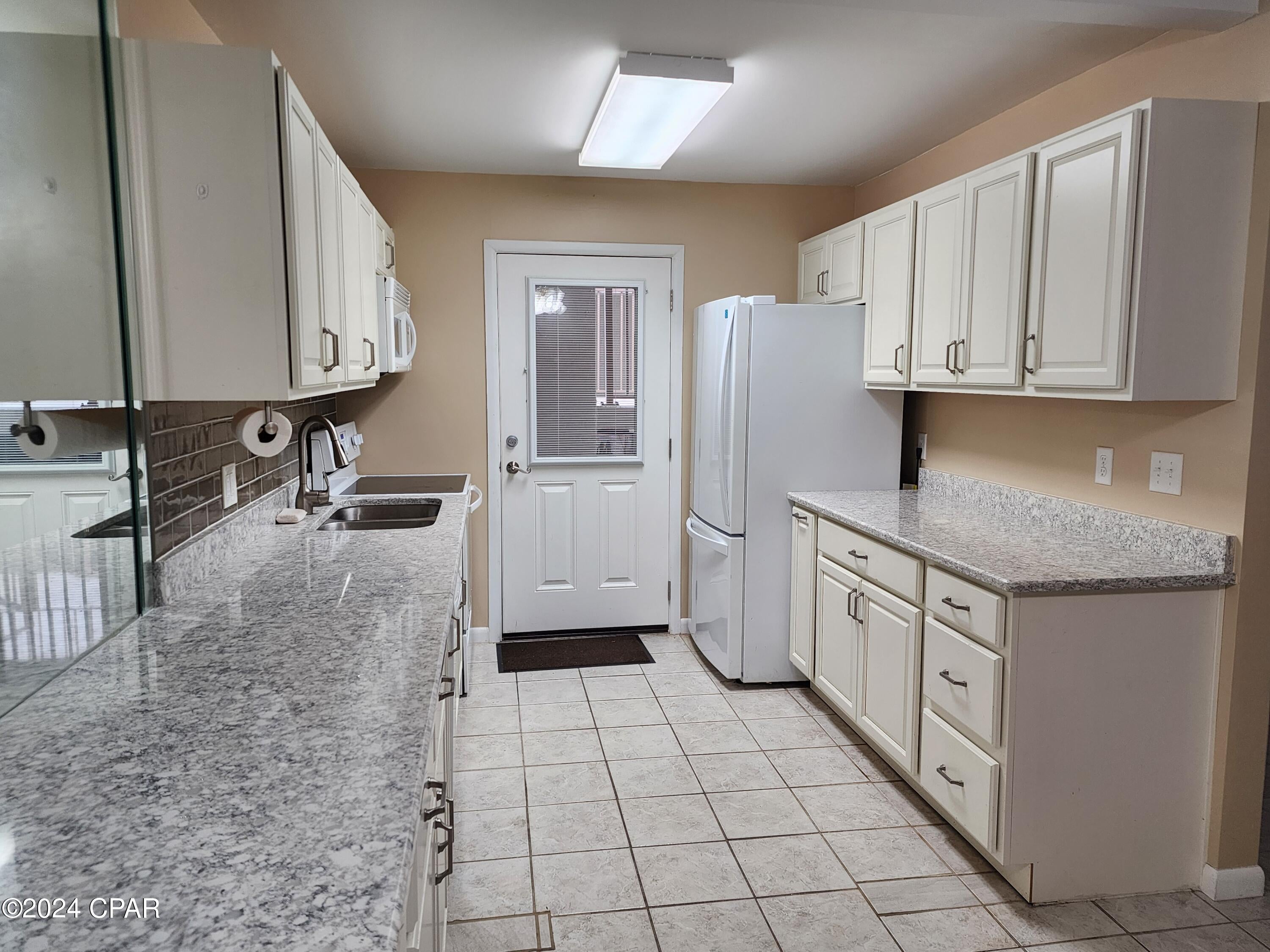 Landmark On St. Andrews Bay - Residential Lease