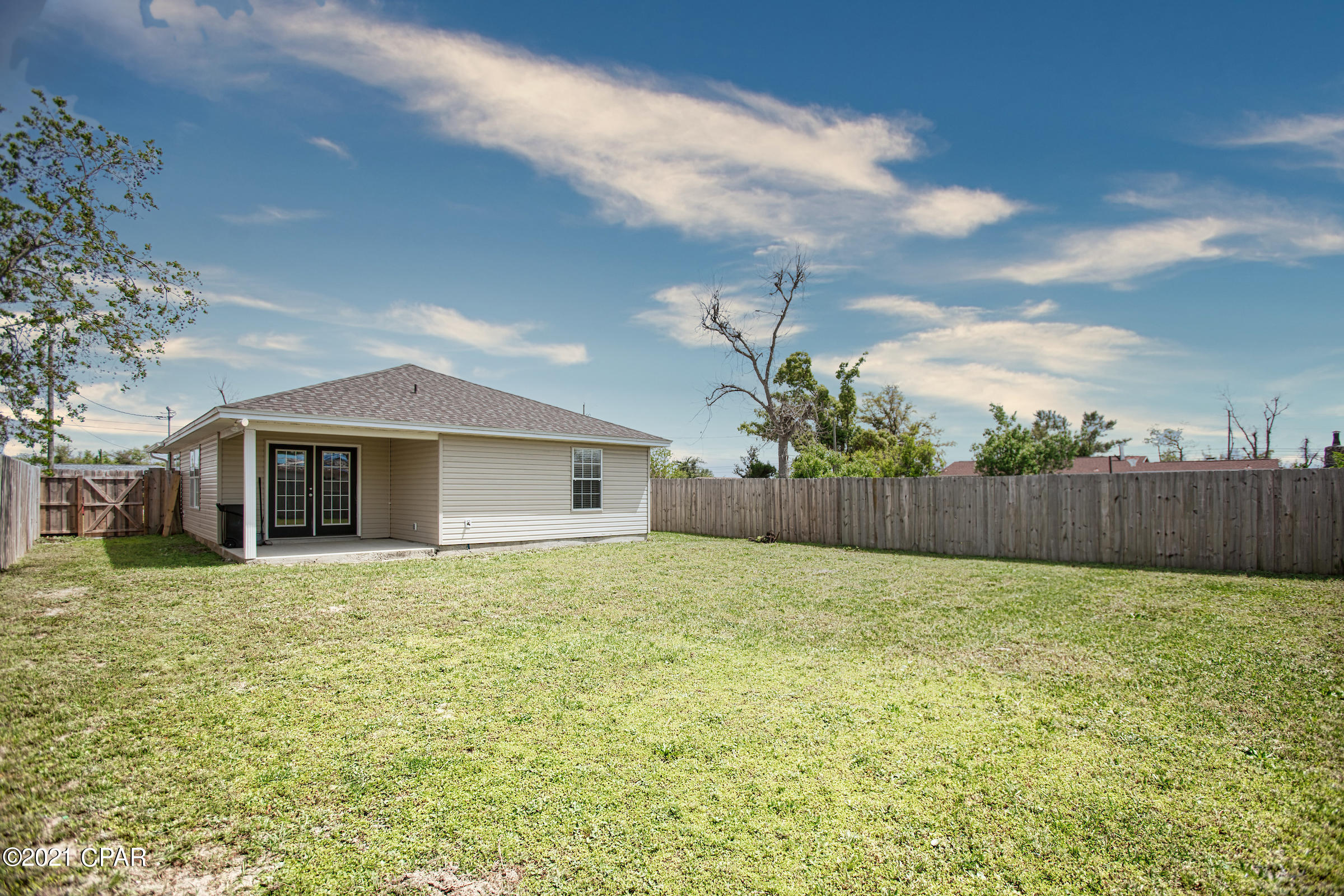 St. Andrews Bay Dev. Co. - Residential Lease