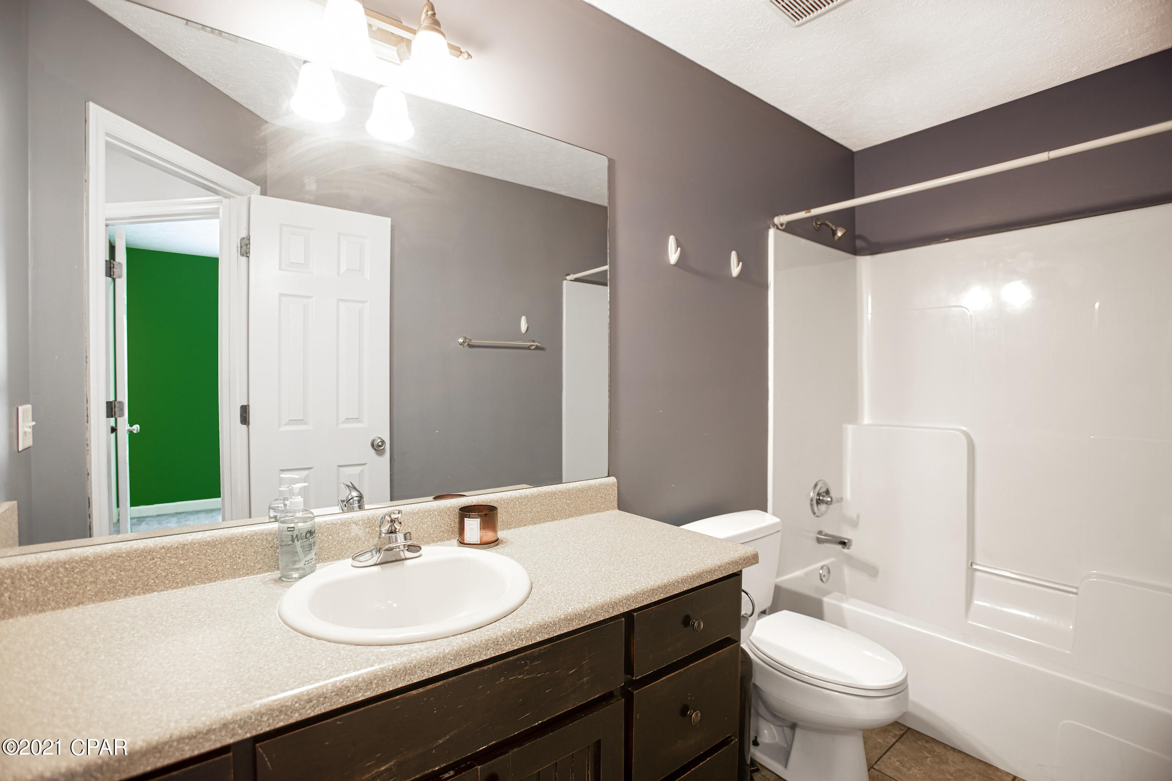 St. Andrews Bay Dev. Co. - Residential Lease