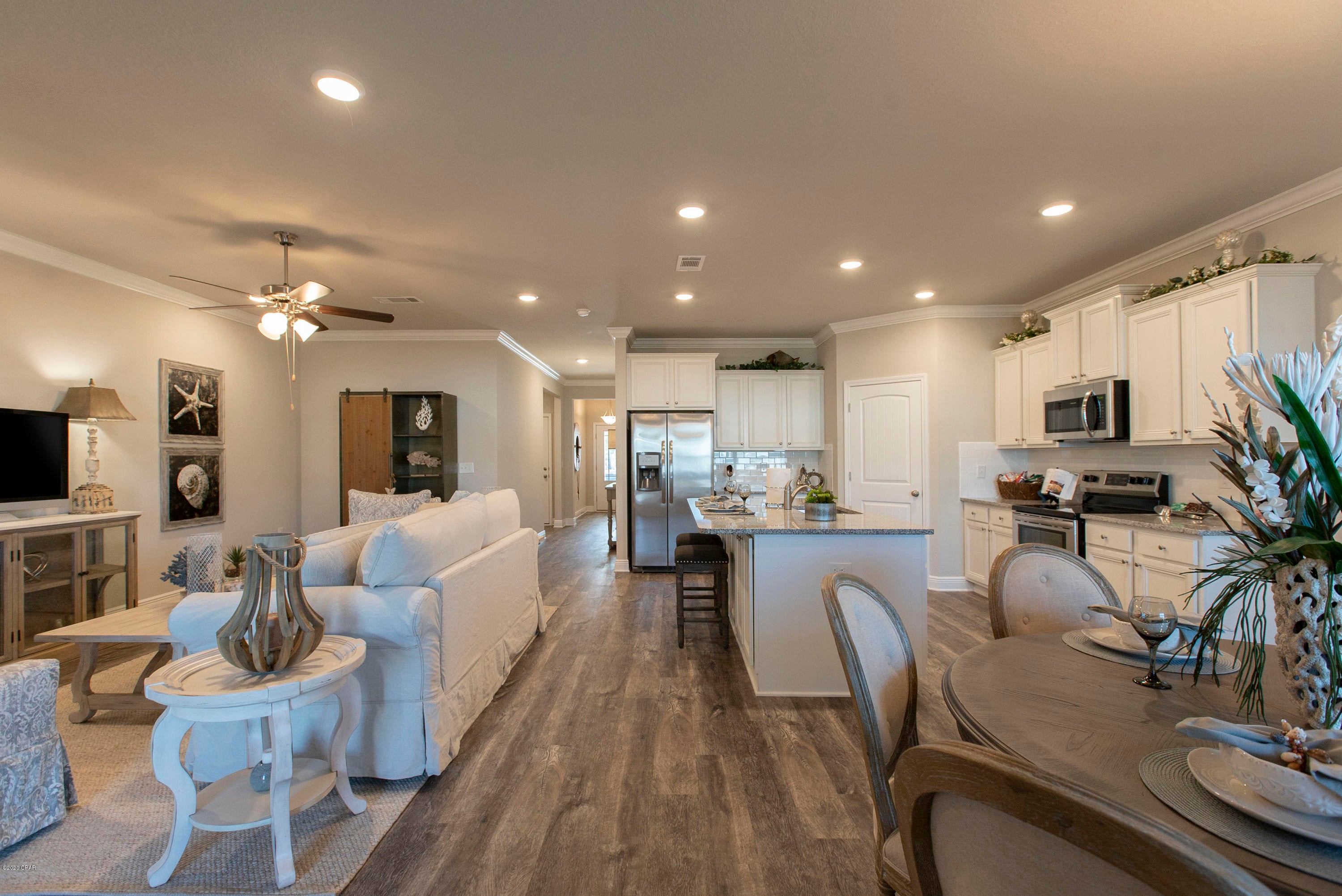 Emerald Cove Villas - Residential