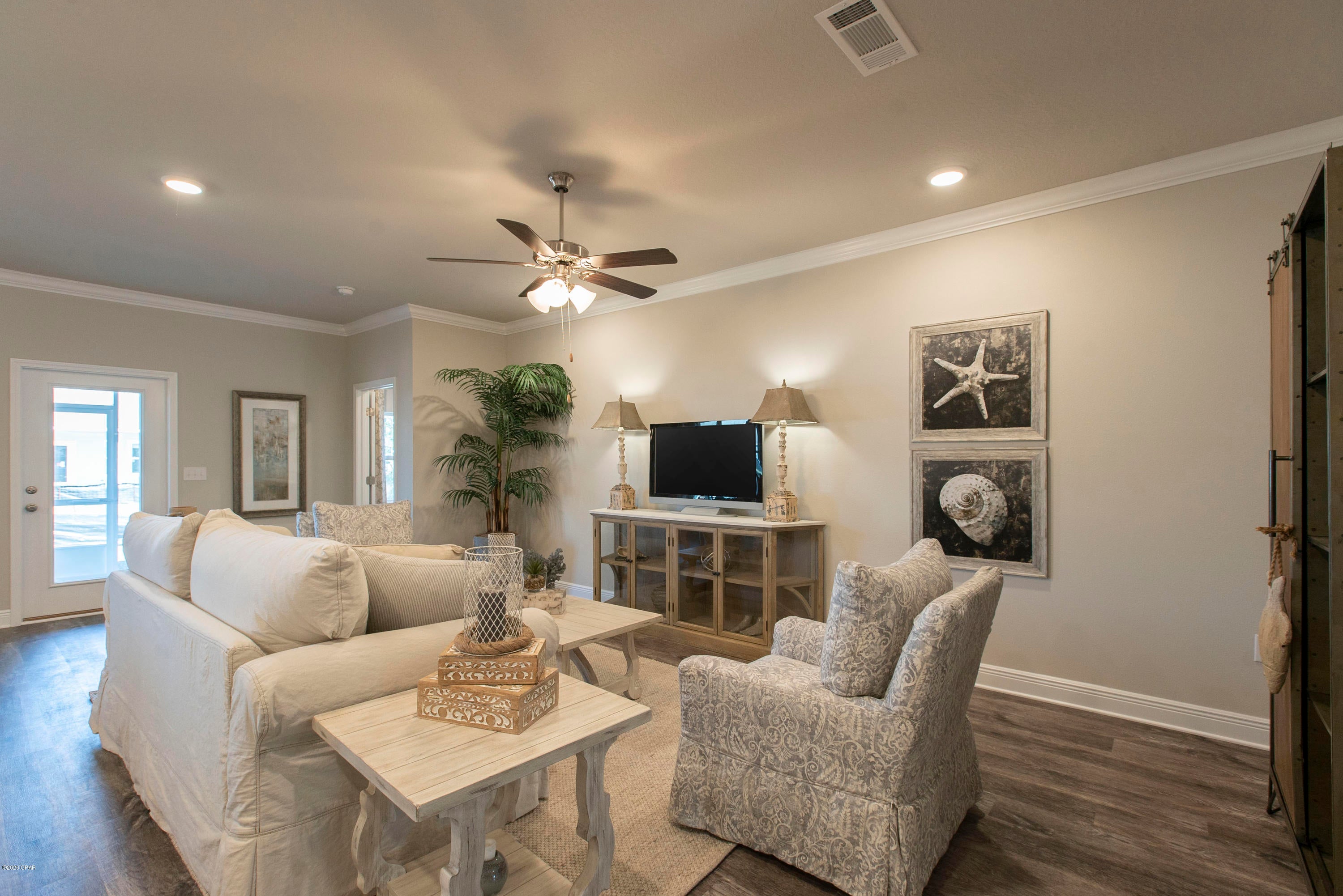 Emerald Cove Villas - Residential