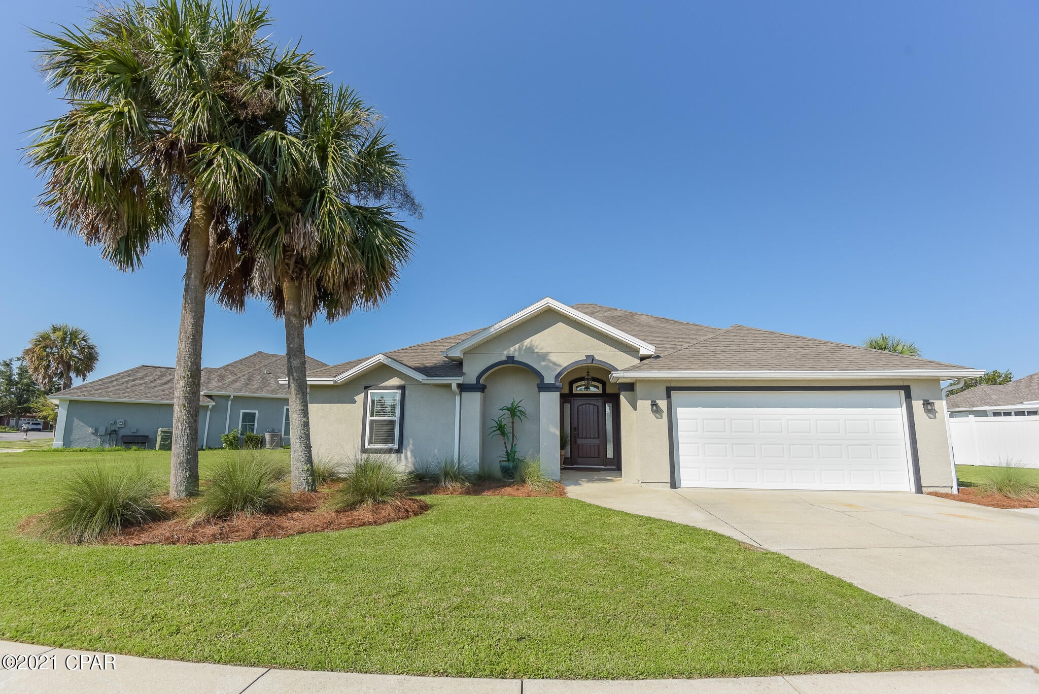 **STUNNING** 4 bedrooms, 2 bathroom home in The Hammocks. This home has luxury vinyl flooring through the entire home. Master bathroom features double vanity, huge garden tub and separate shower. The backyard has an open covered porch, as well as a white vinyl fenced in backyard. Lawn does have a sprinkler system. The Hammocks has a  gated community pool for residents. This is a MUST see home. It won't long. Call for your private showing today. All measurements are estimated. Please verify if deemed necessary.