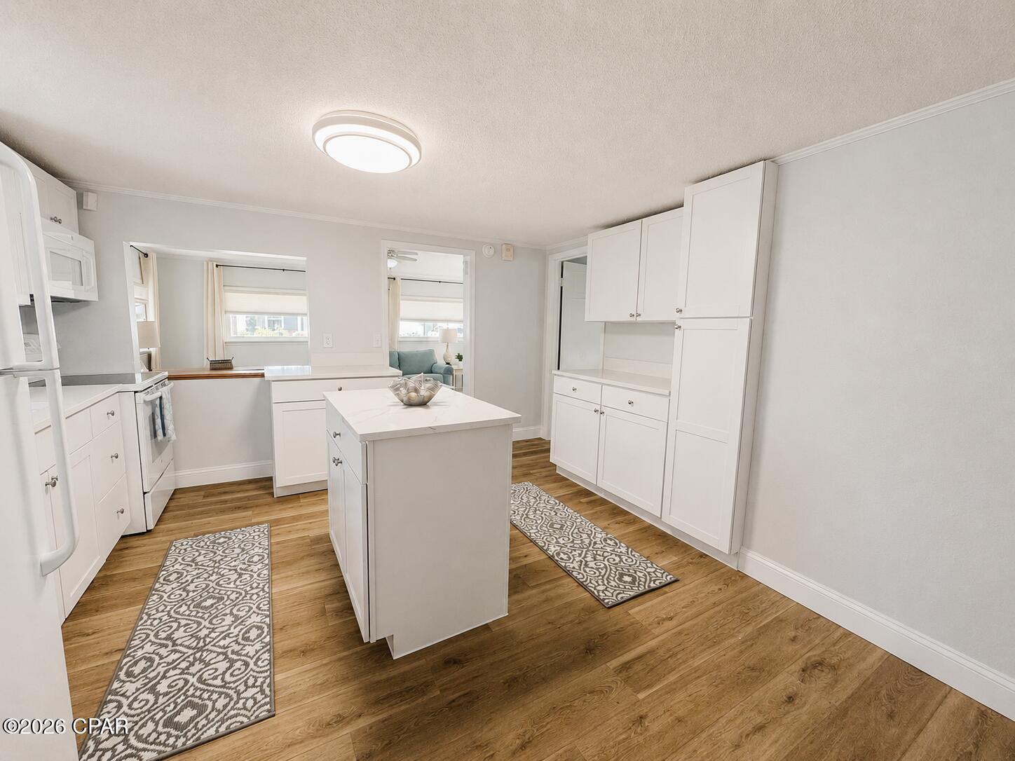 [No Recorded Subdiv] - Residential Lease
