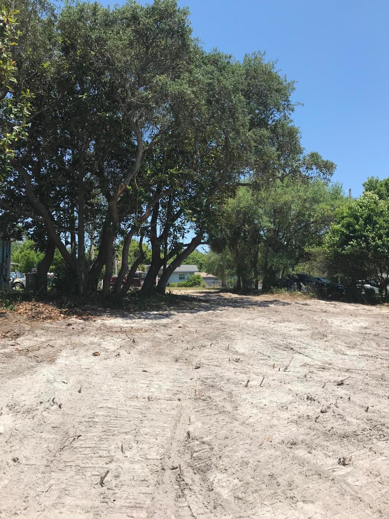 Riviera Beach - Land
