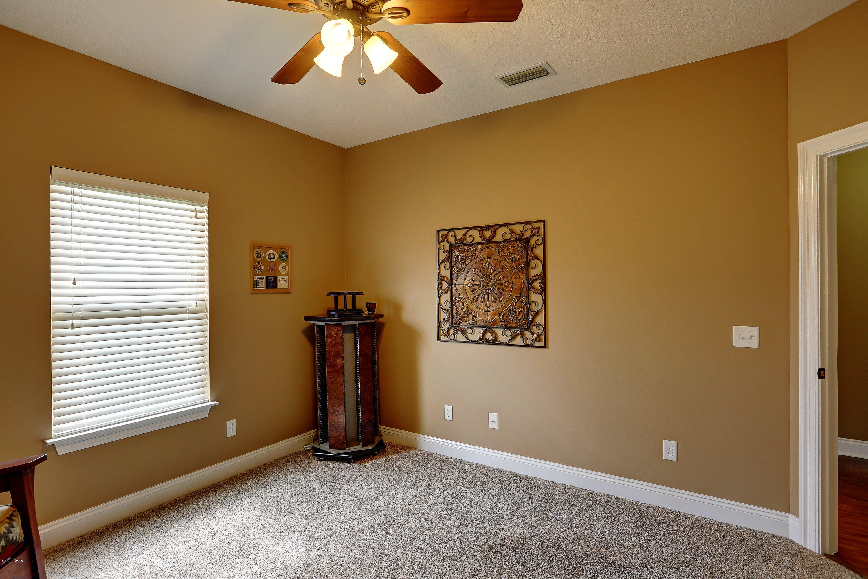 Kirkland Manor - Residential