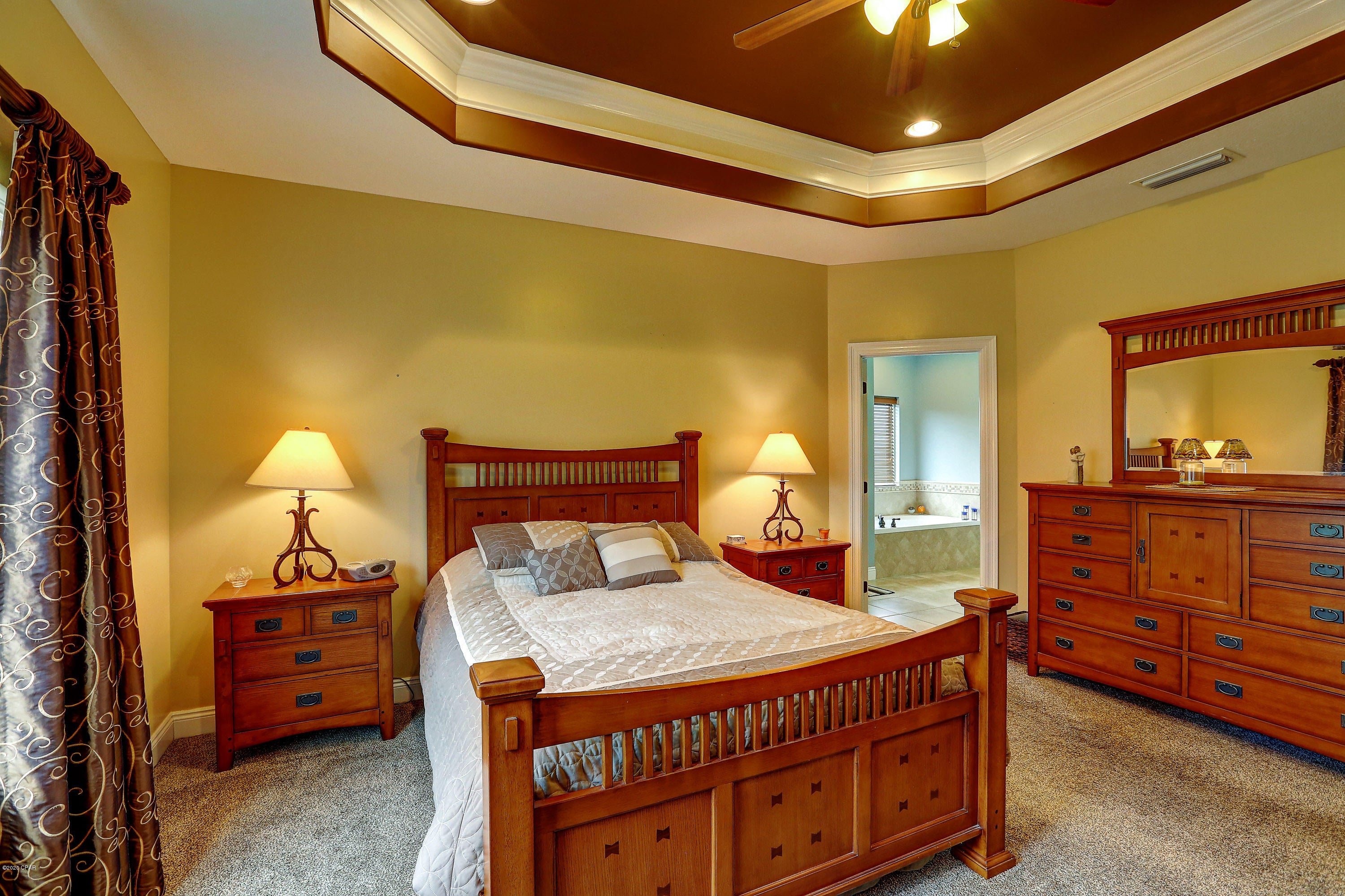 Kirkland Manor - Residential