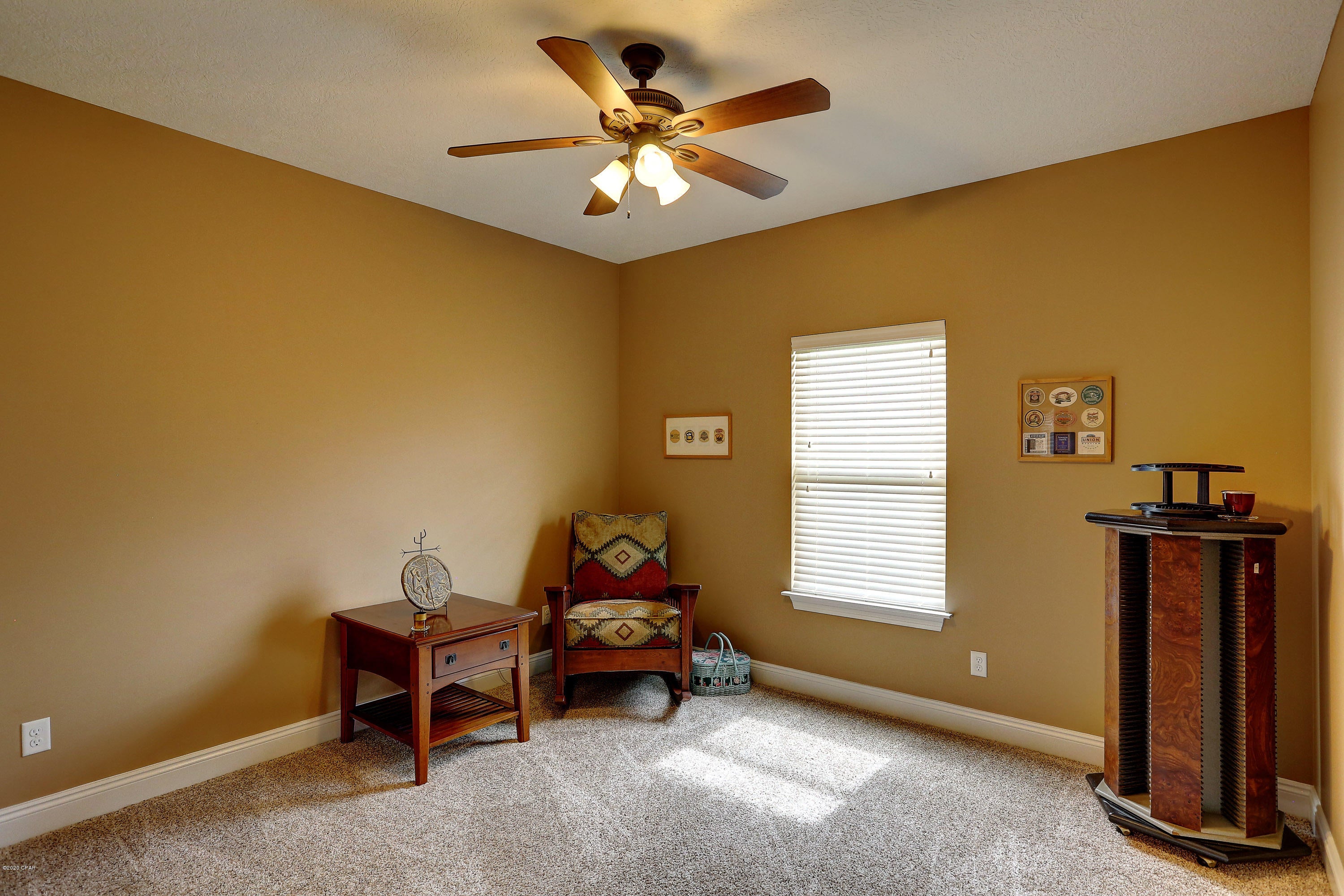 Kirkland Manor - Residential