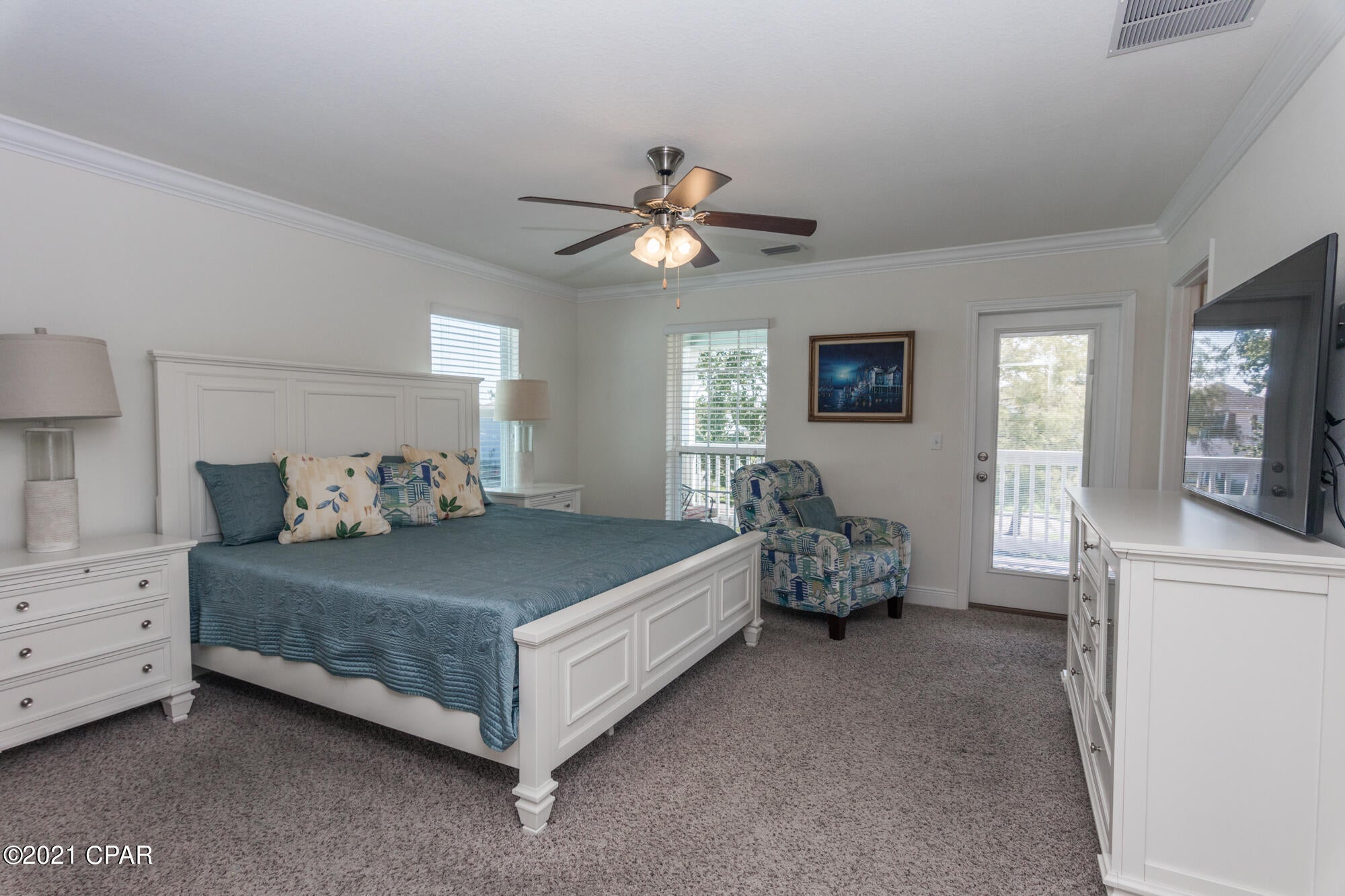 Magnolia Bay Club - Residential