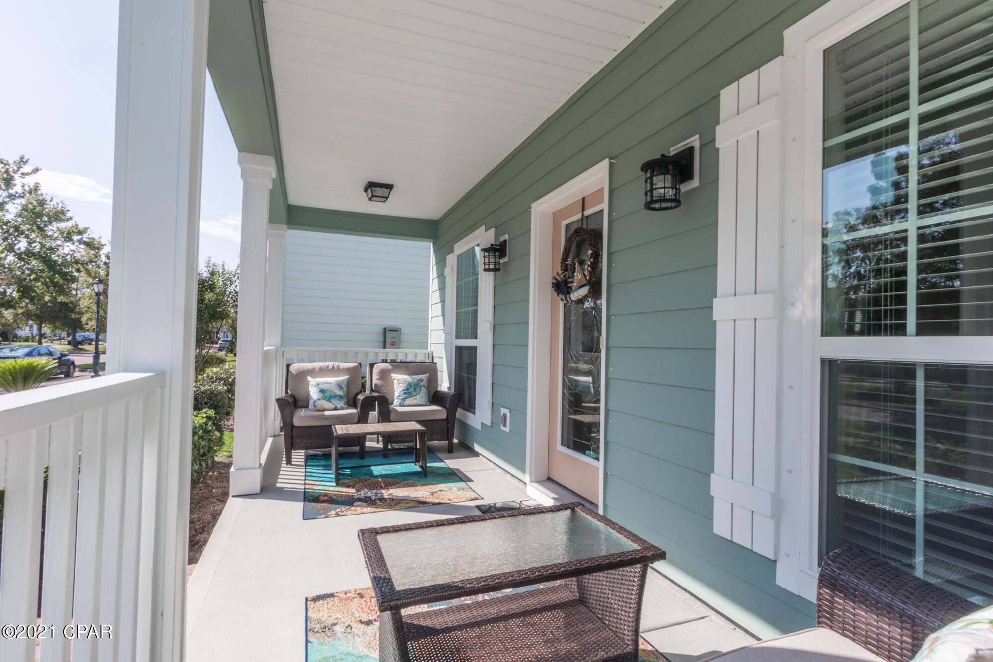 Magnolia Bay Club - Residential