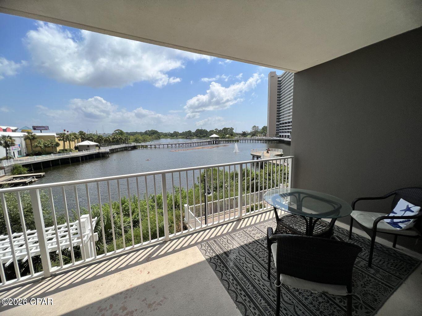 Laketown Wharf - Residential