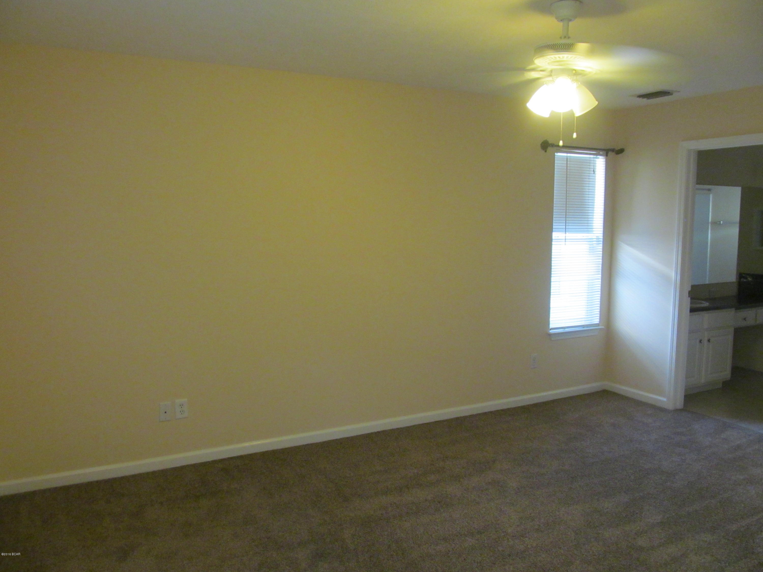 Palm Cove Phase II - Residential Lease