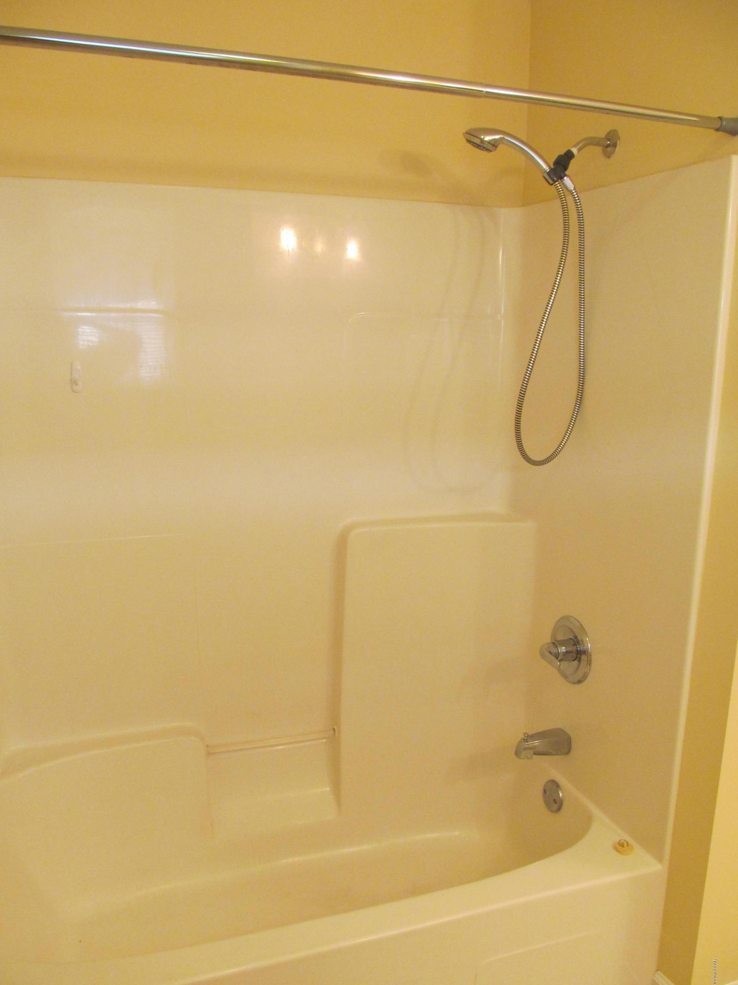 Palm Cove Phase II - Residential Lease