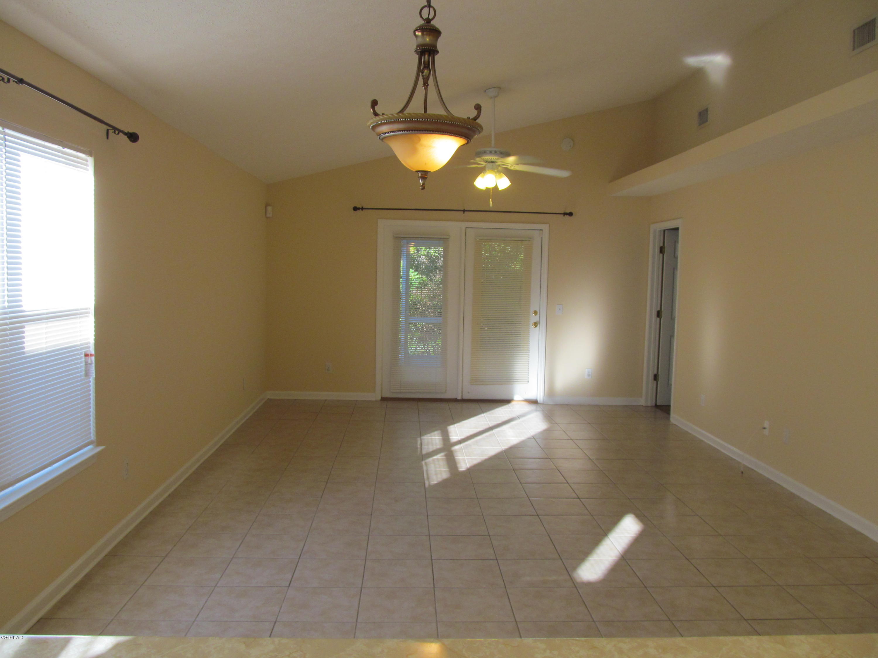 Palm Cove Phase II - Residential Lease