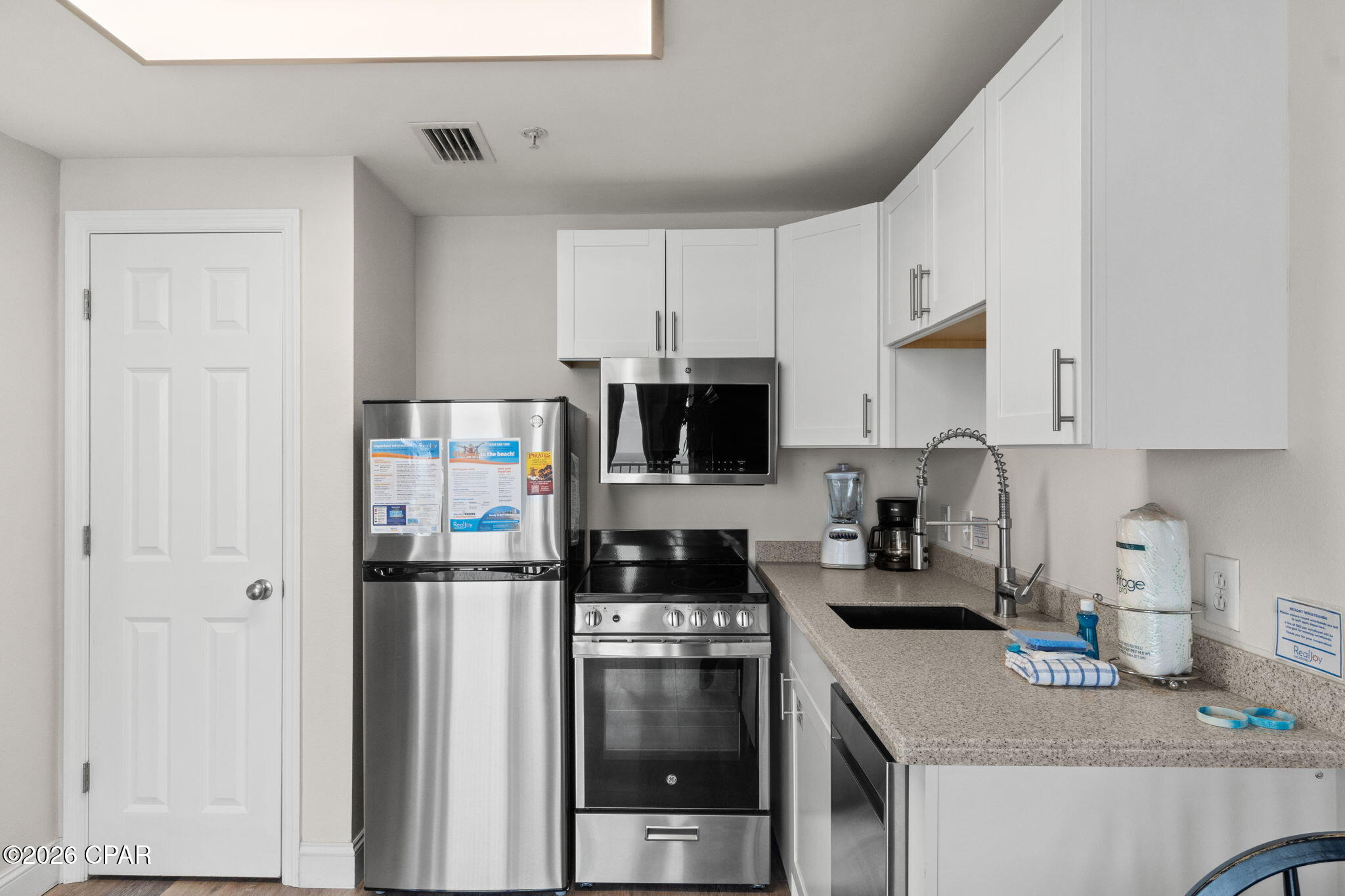 Majestic Beach Tower I - Residential