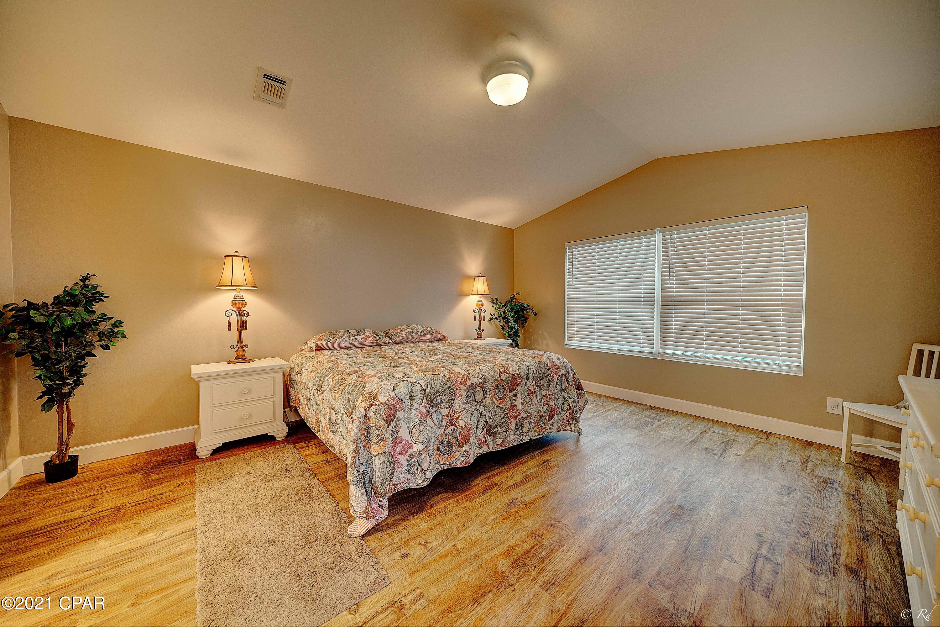 Jamaican Lake Condos - Residential