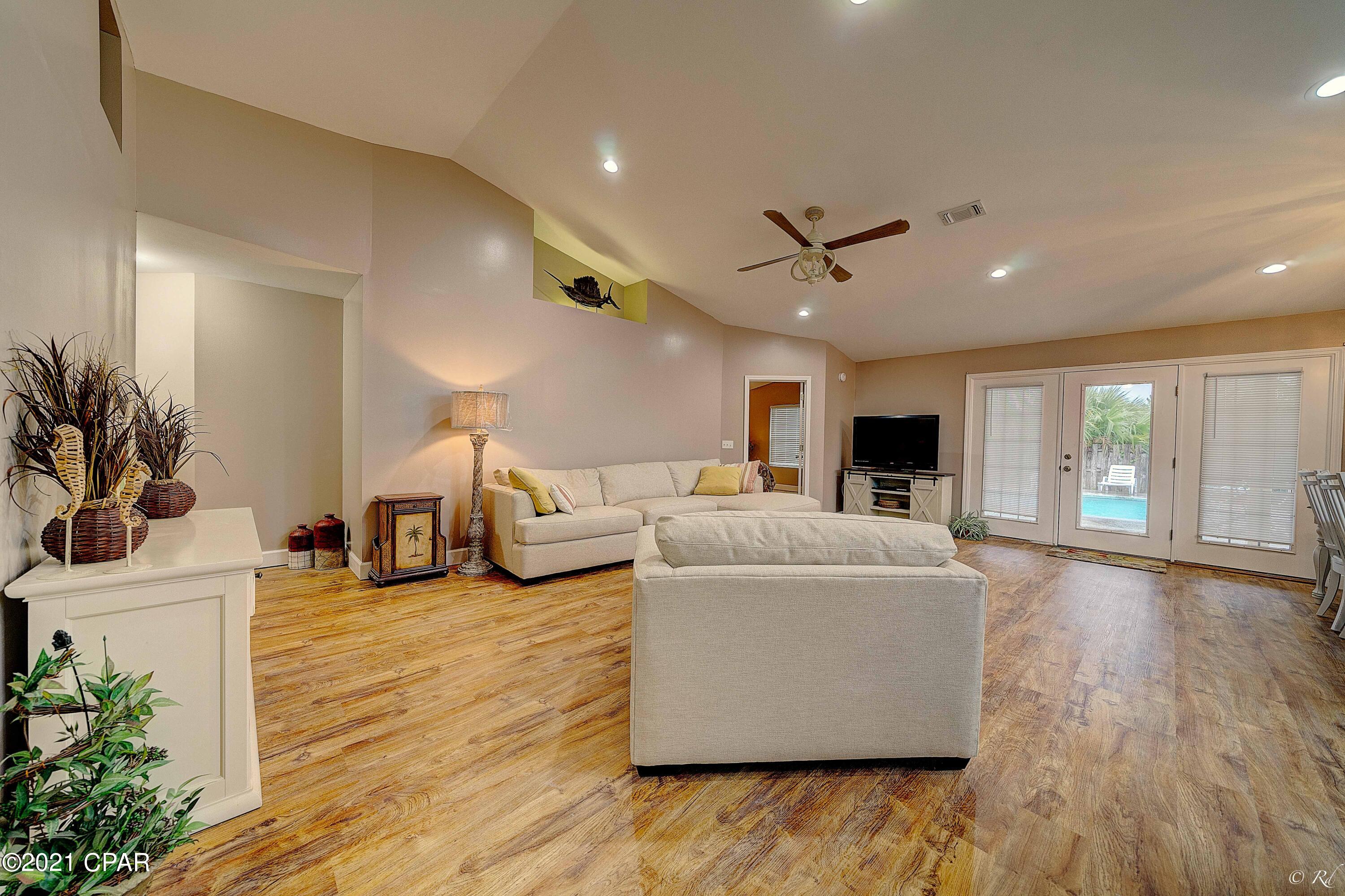 Jamaican Lake Condos - Residential