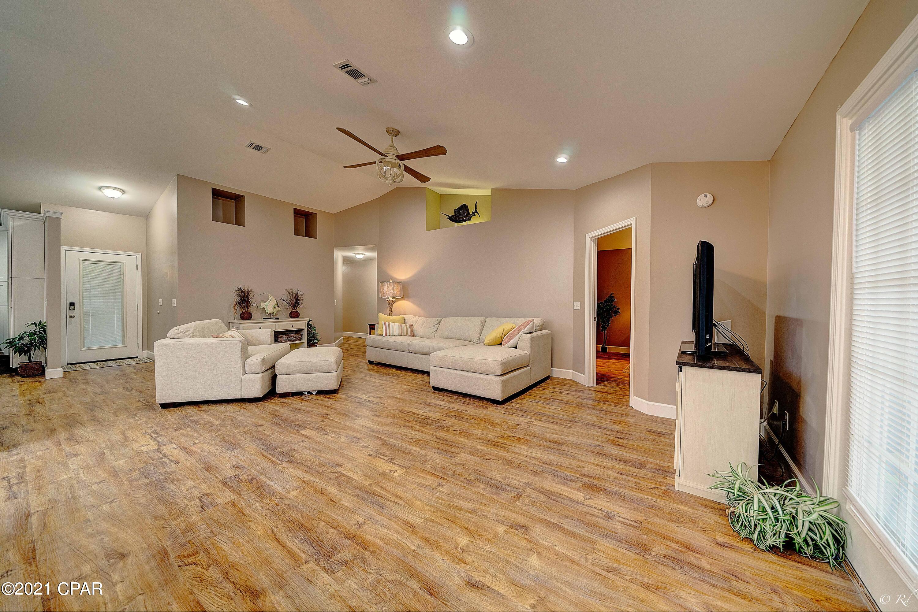 Jamaican Lake Condos - Residential