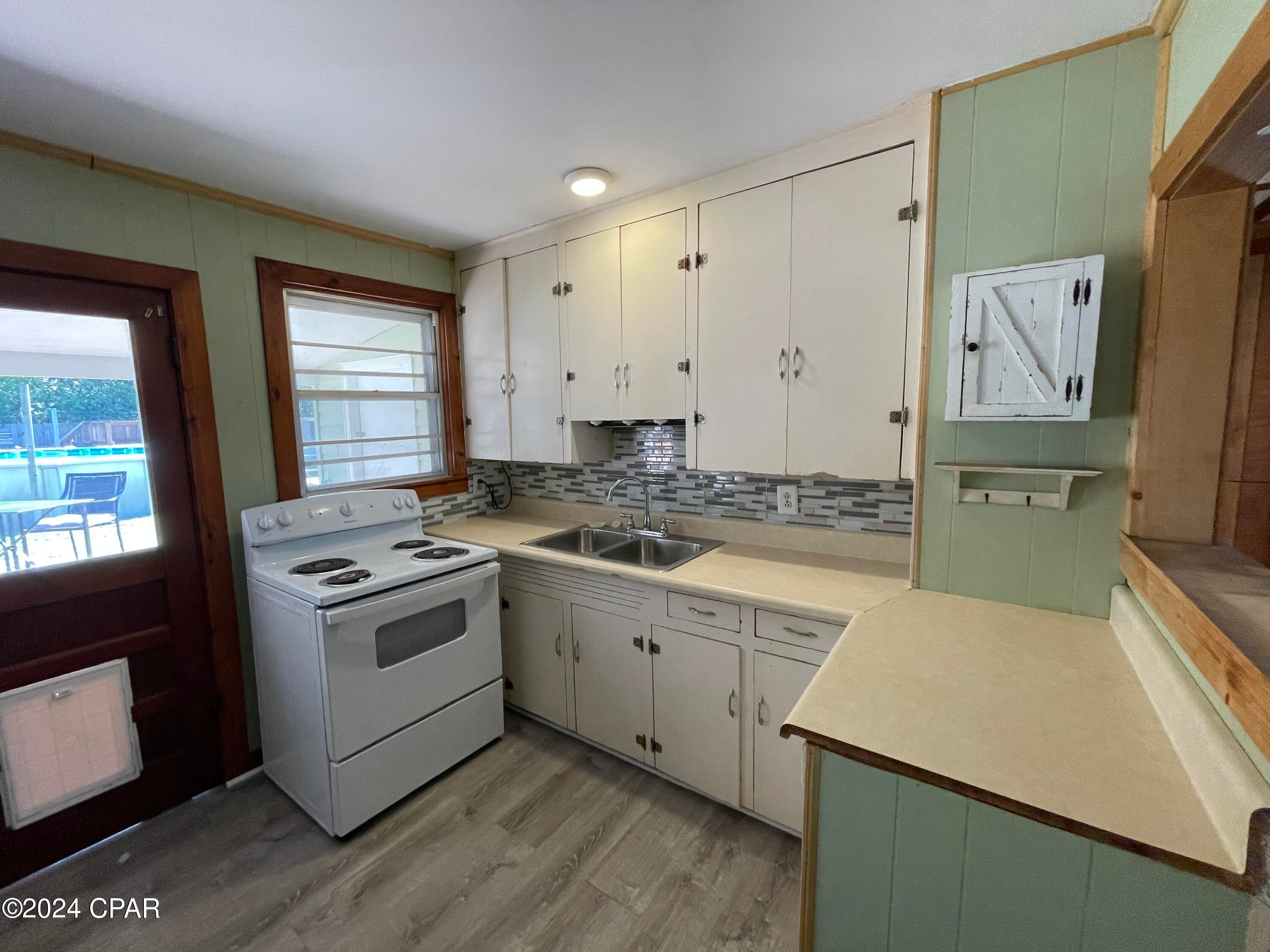 [No Recorded Subdiv] - Residential Lease