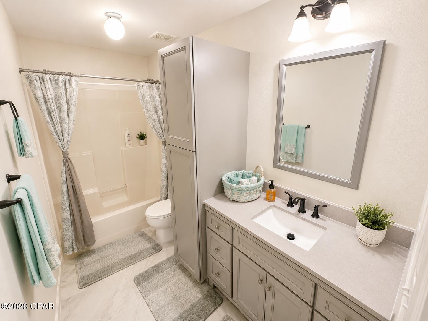 Pineview - Residential