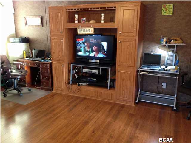 Crestview Heights 1st Add - Residential