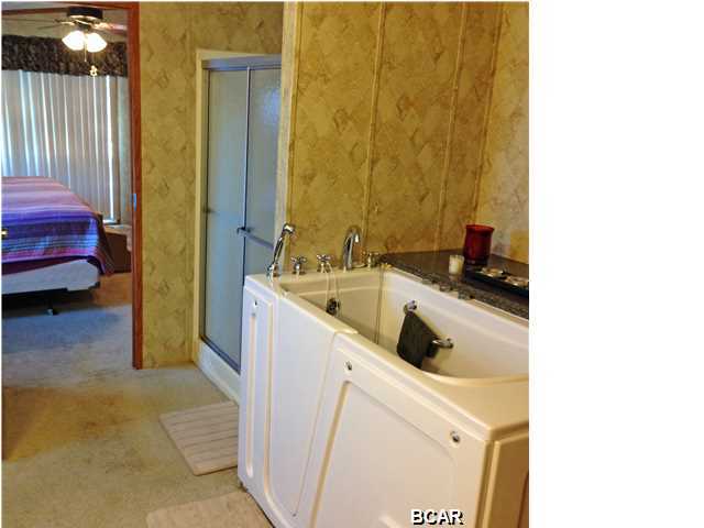 Crestview Heights 1st Add - Residential