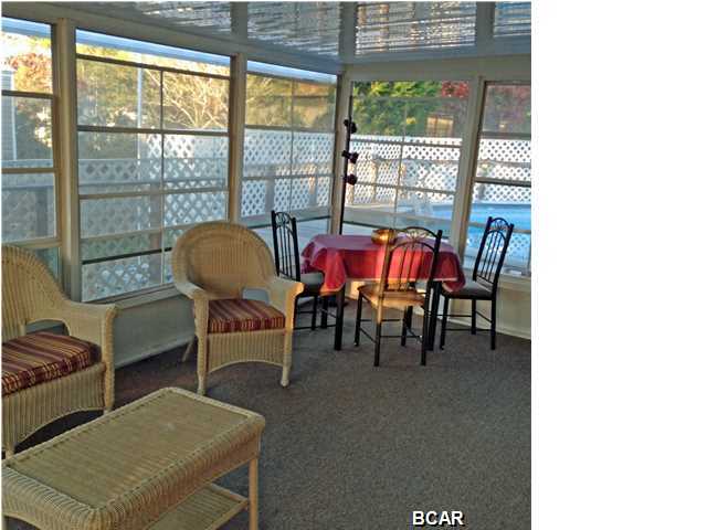 Crestview Heights 1st Add - Residential