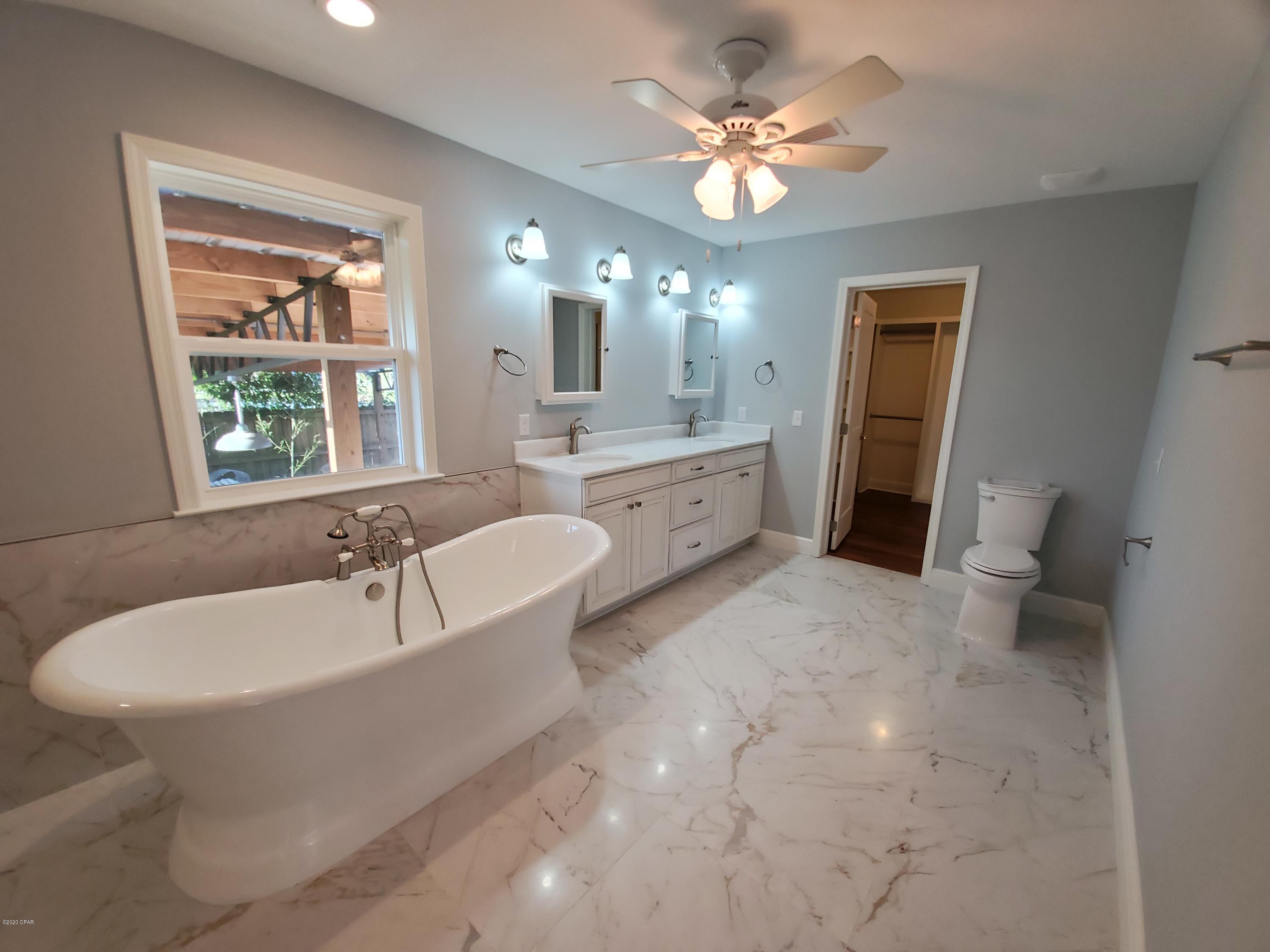 College Point - Residential Lease
