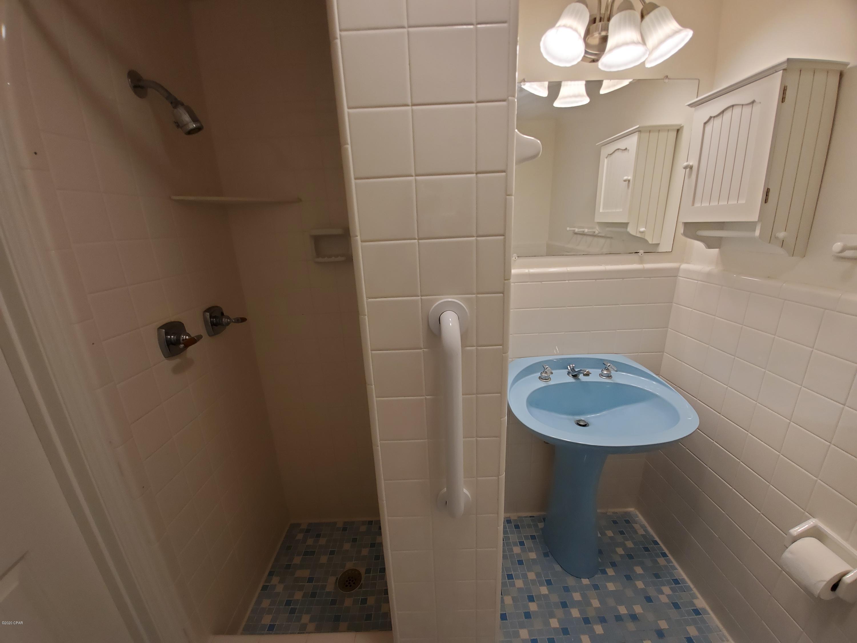 College Point - Residential Lease
