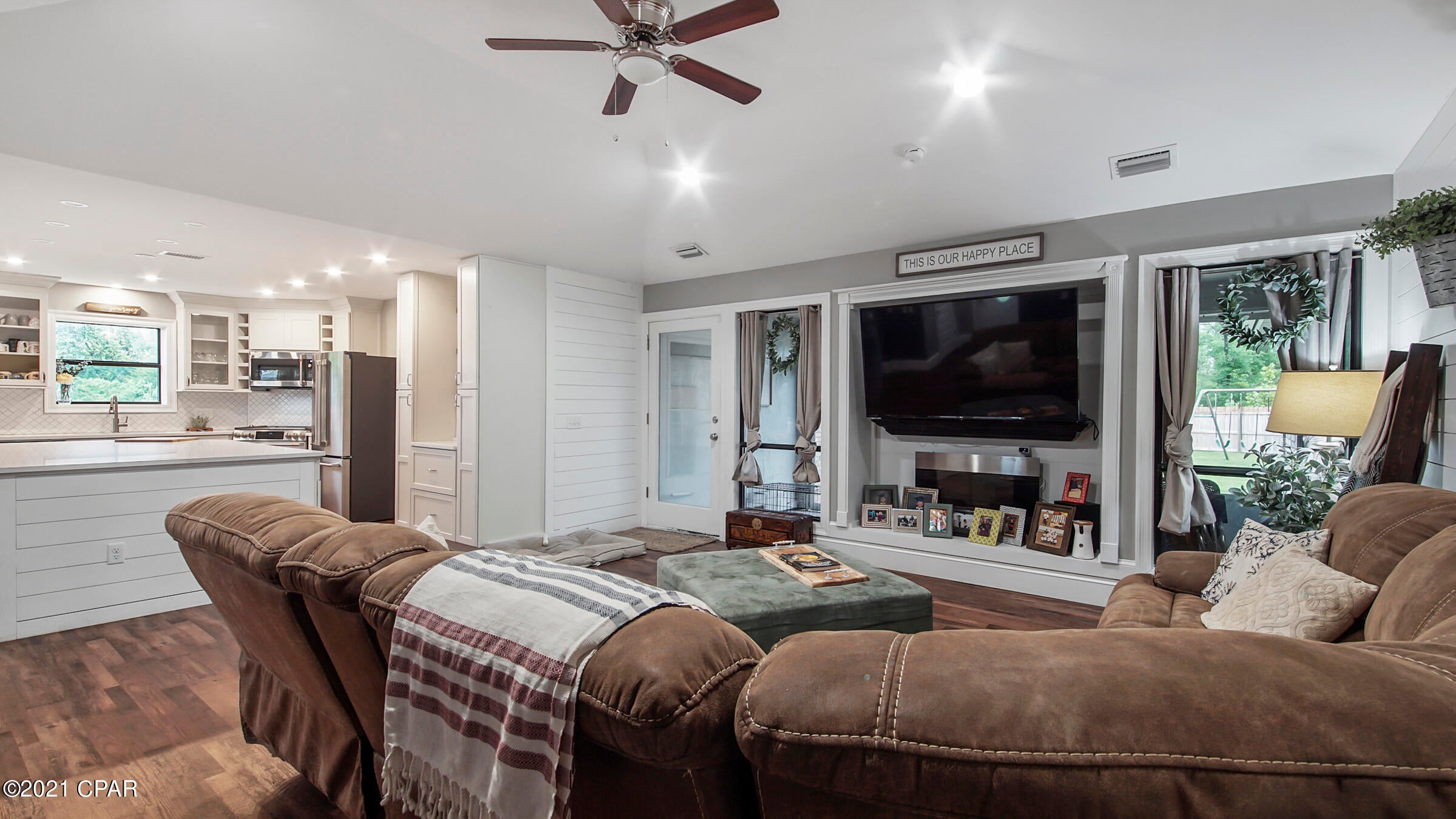 Shoreline Estates - Residential