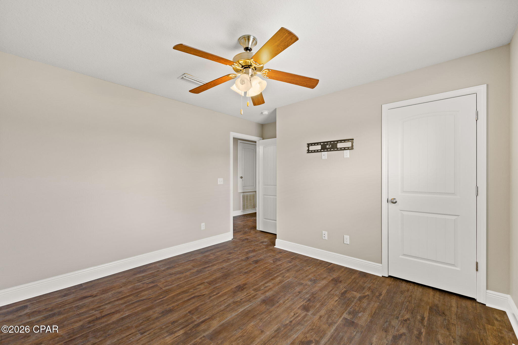 [No Recorded Subdiv] - Residential Lease