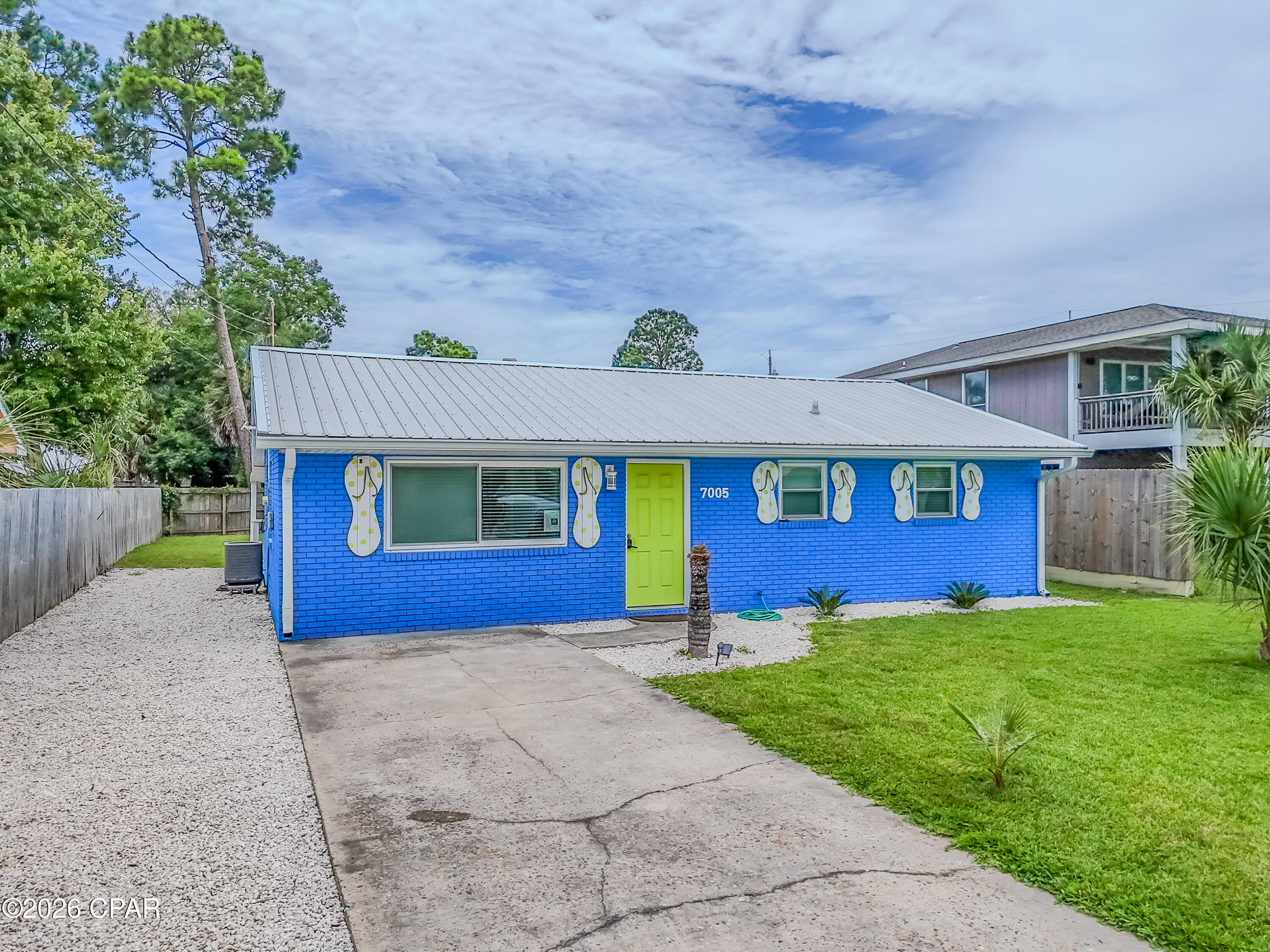 Holiday Beach Unit 13 - Residential Lease