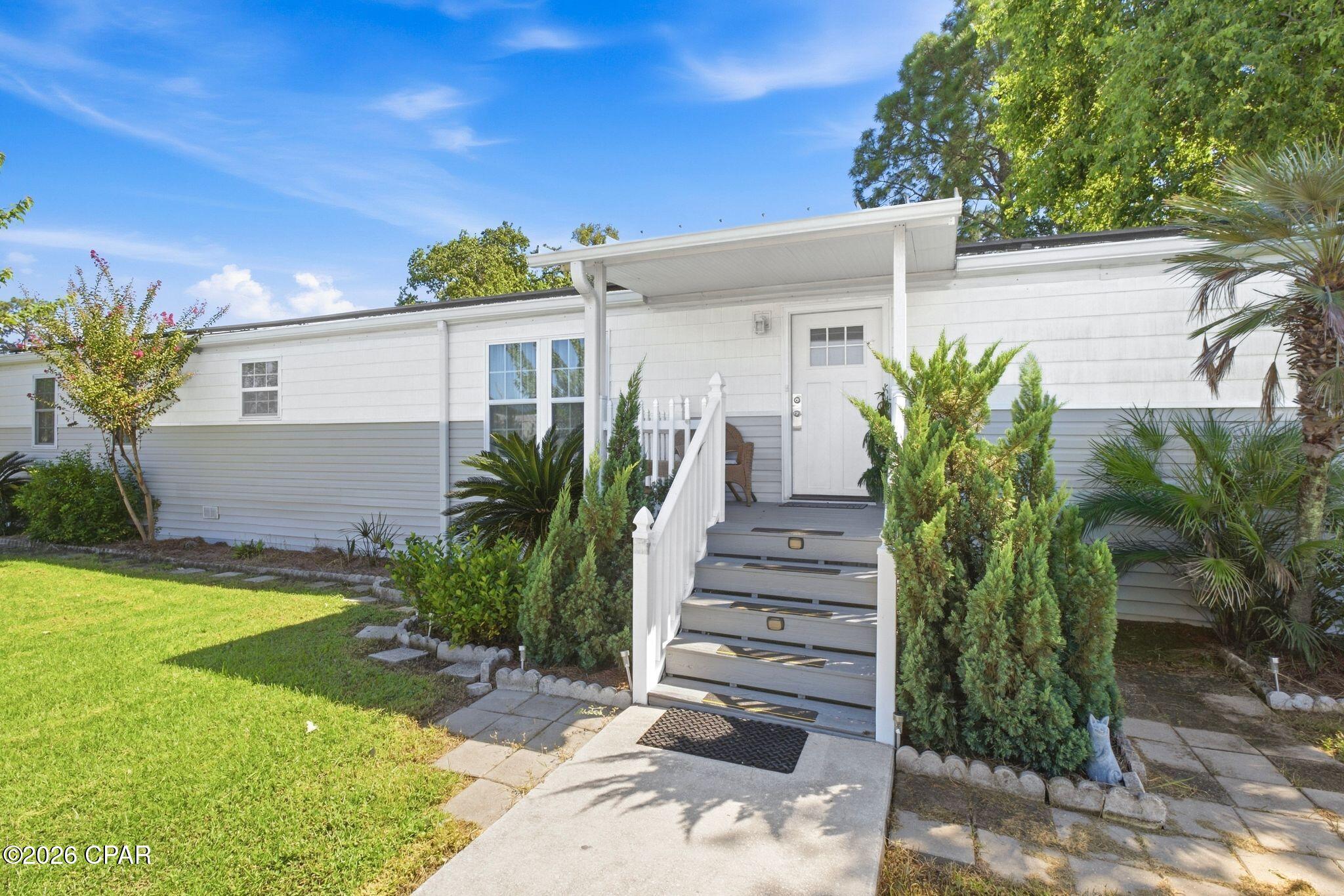 North Lagoon Oaks - Residential