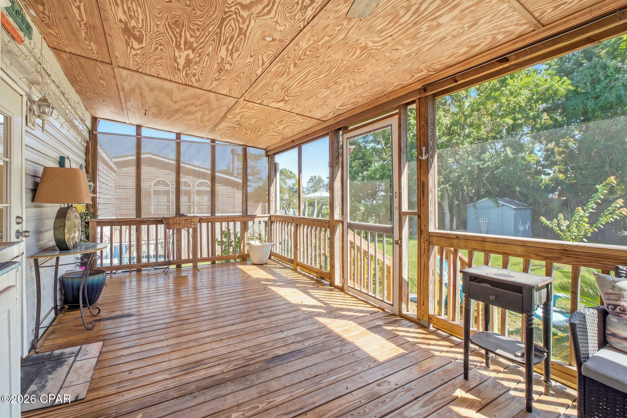 North Lagoon Oaks - Residential